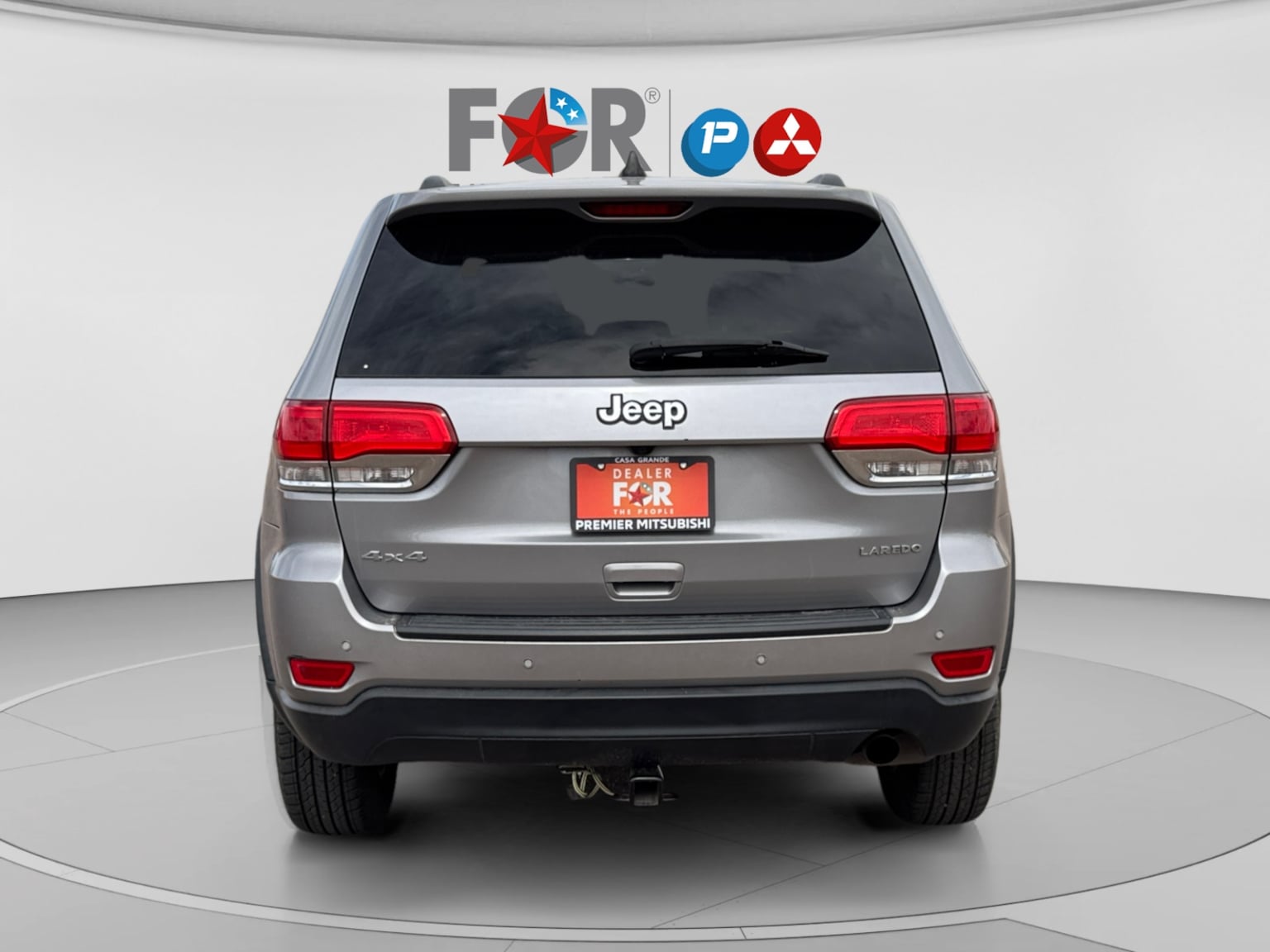 Jeep Grand Cherokee photo 4
