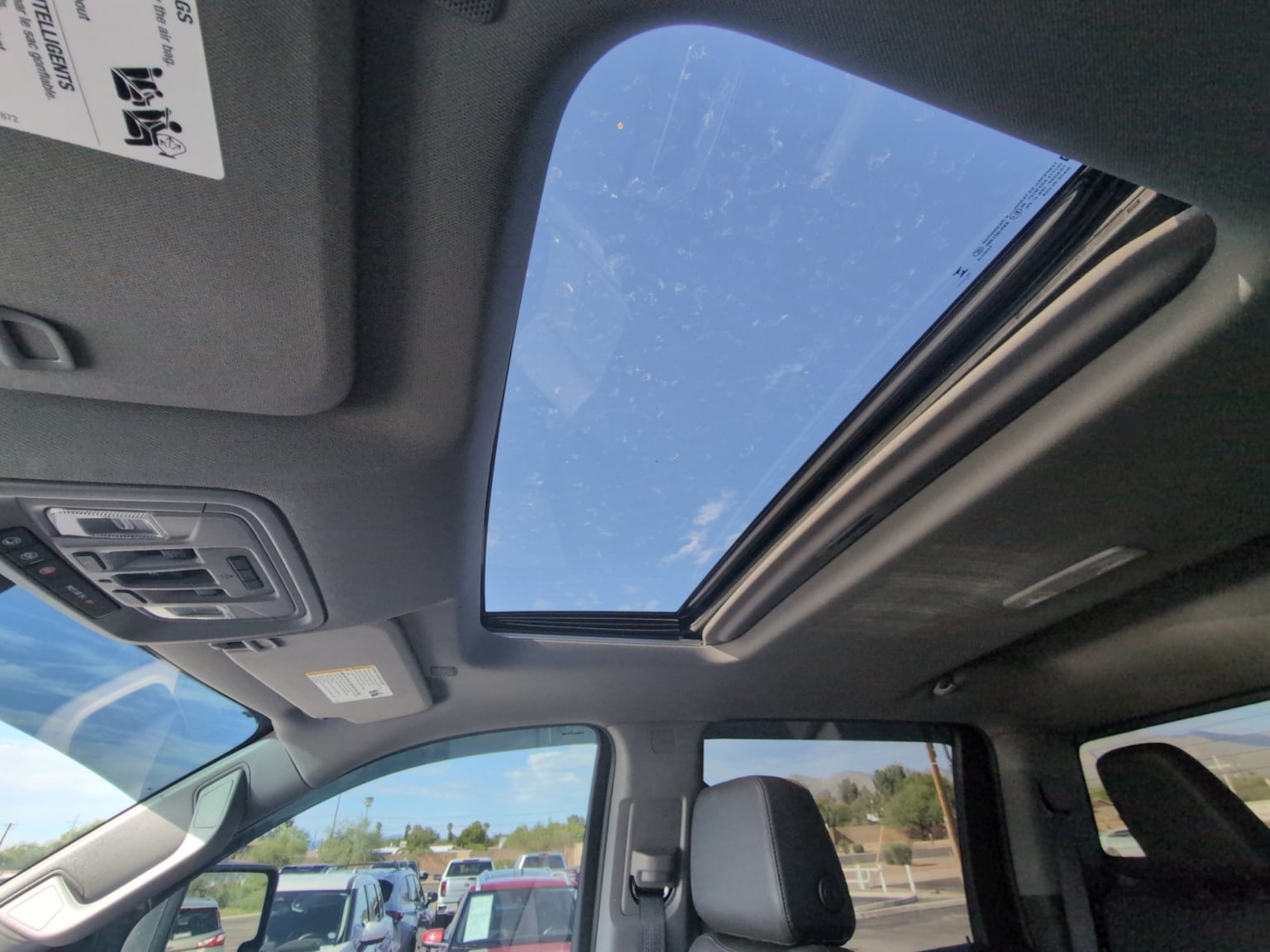Chevrolet Silverado photo 23