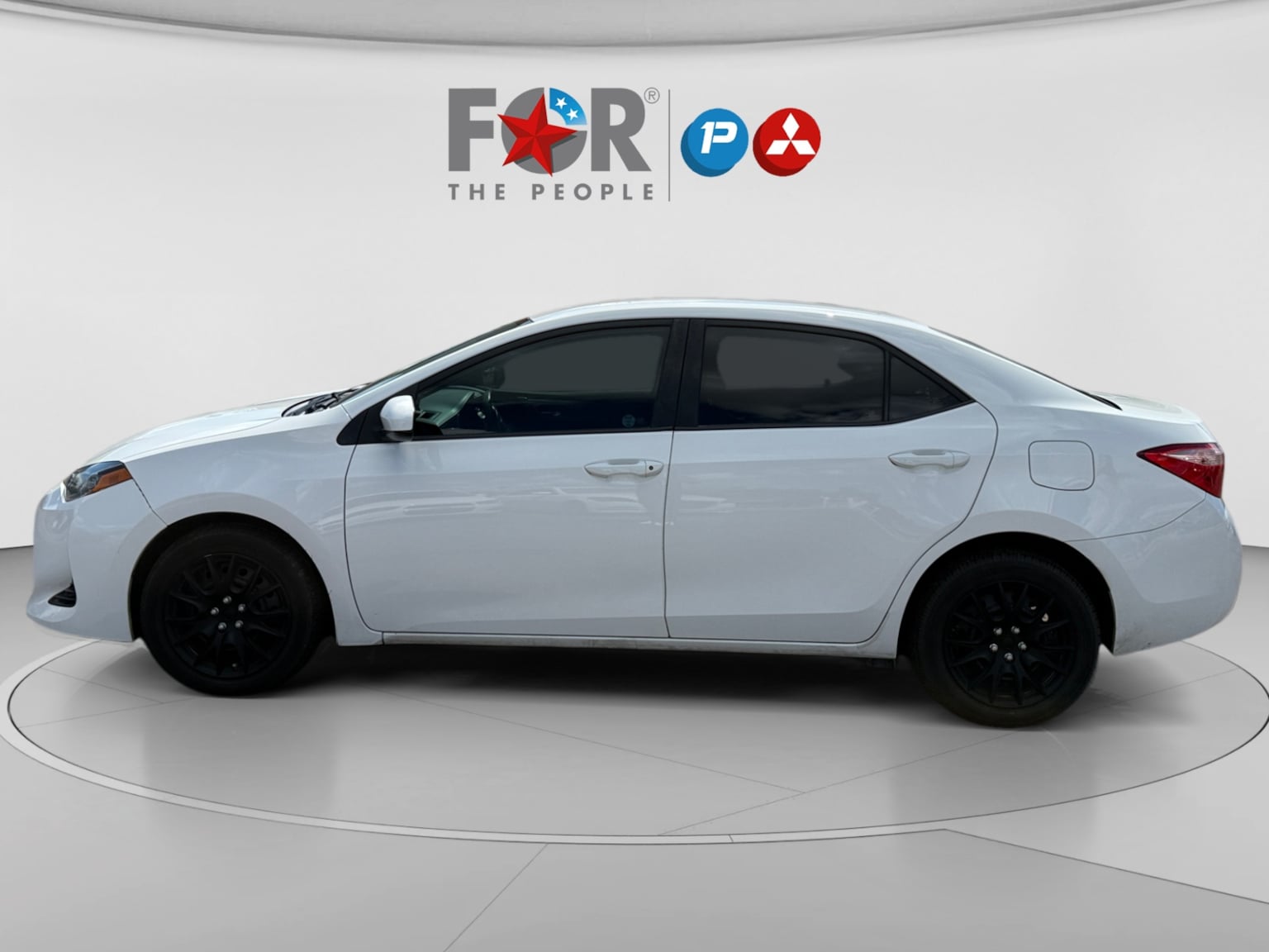 Toyota Corolla photo 2