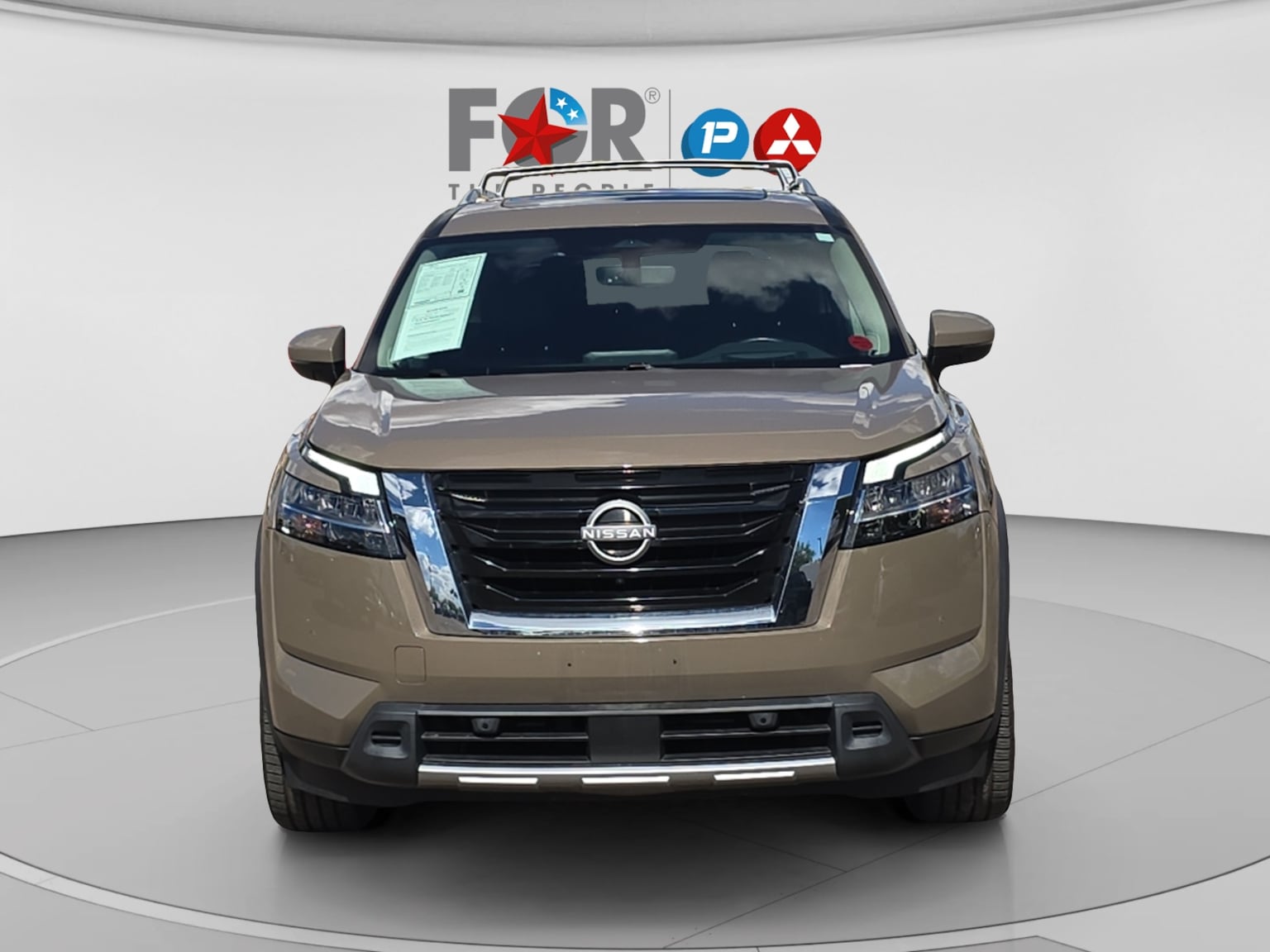 Nissan Pathfinder photo 8