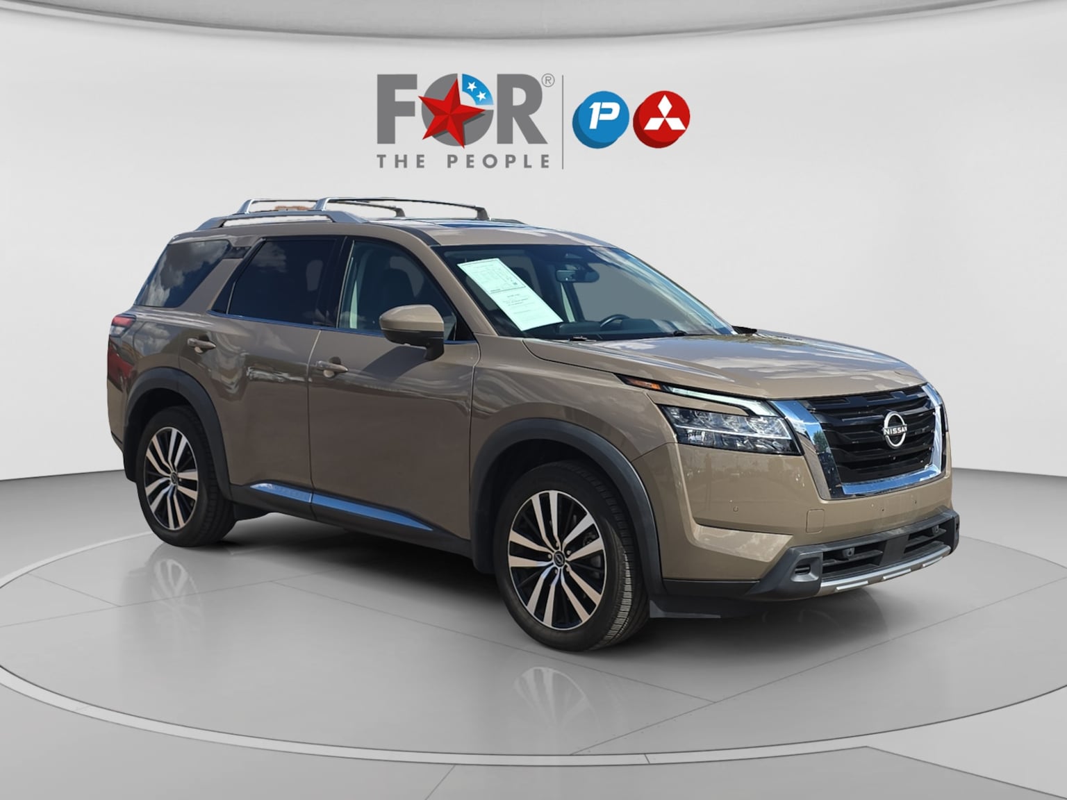 Nissan Pathfinder photo 7