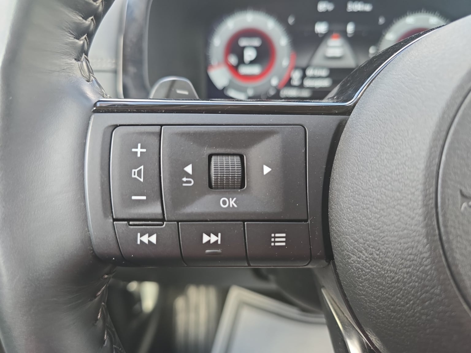 Nissan Pathfinder photo 22