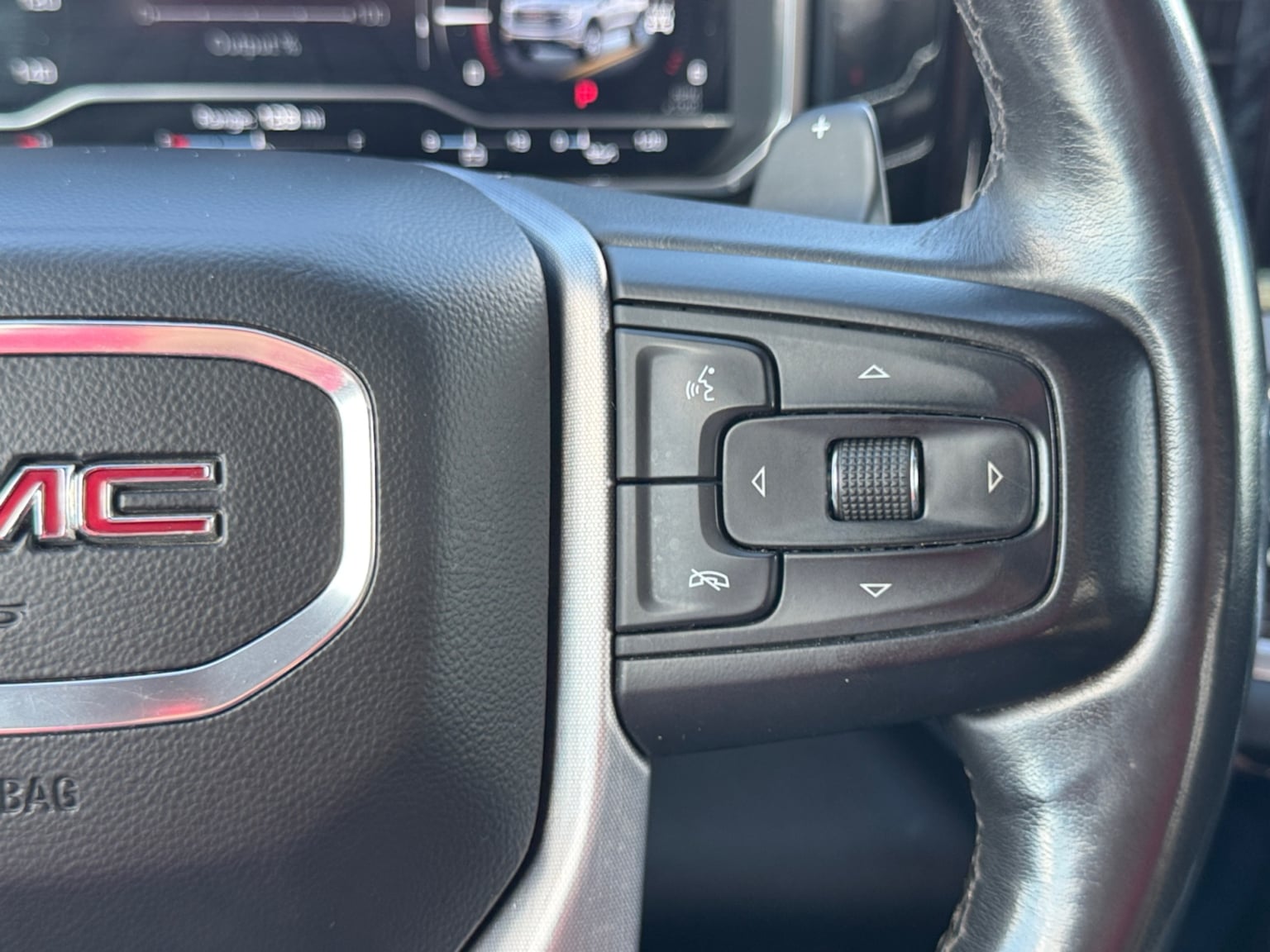 GMC Sierra photo 23