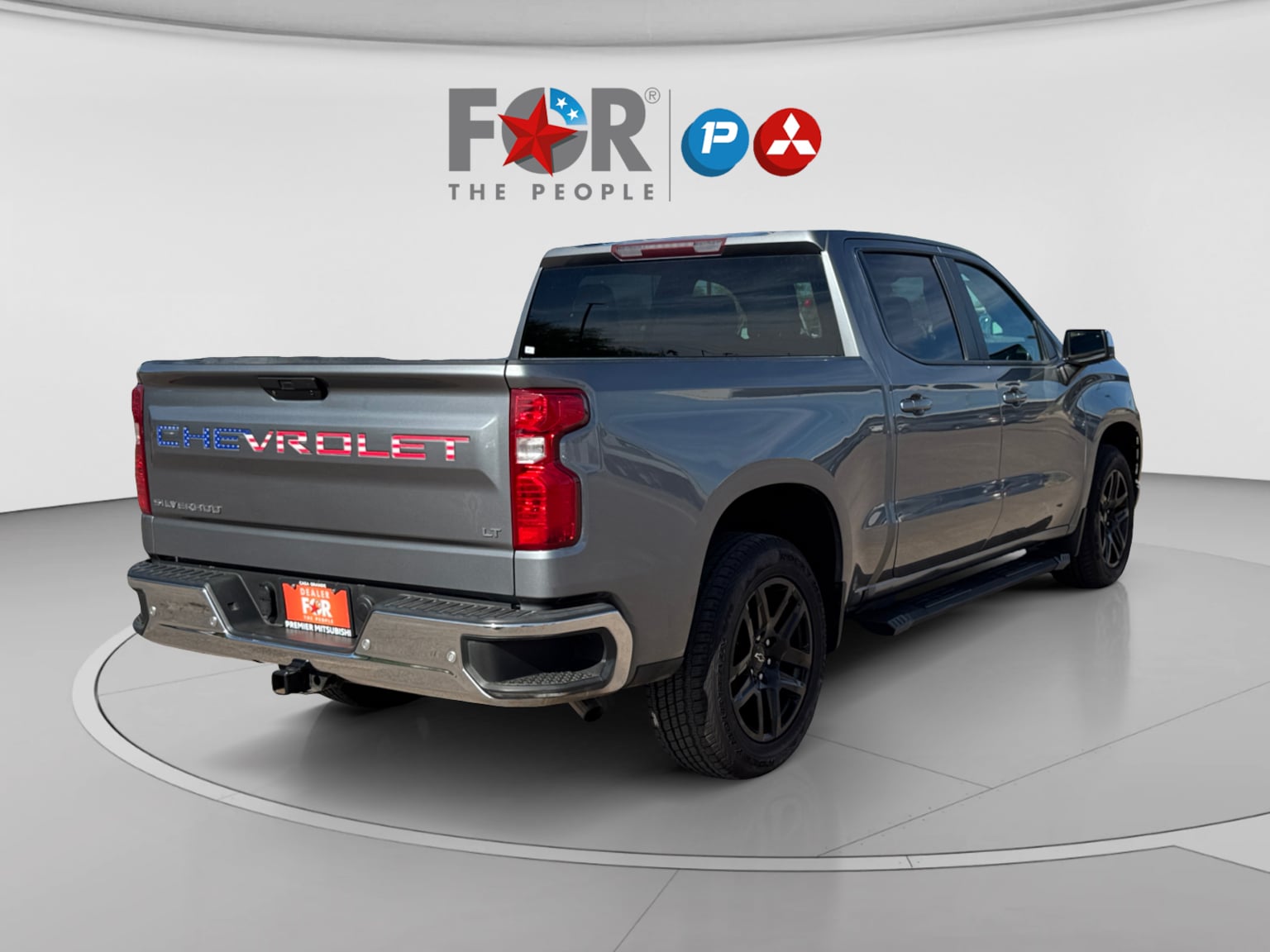 Chevrolet Silverado photo 5