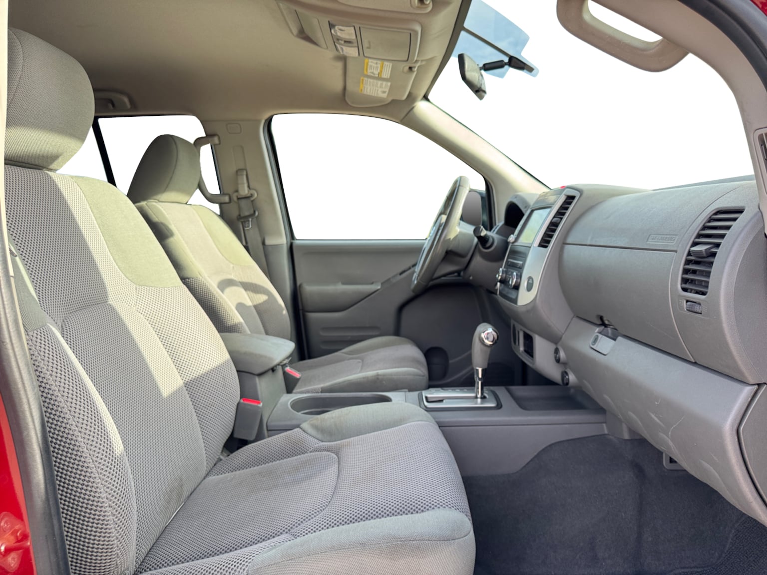 Nissan Frontier photo 17