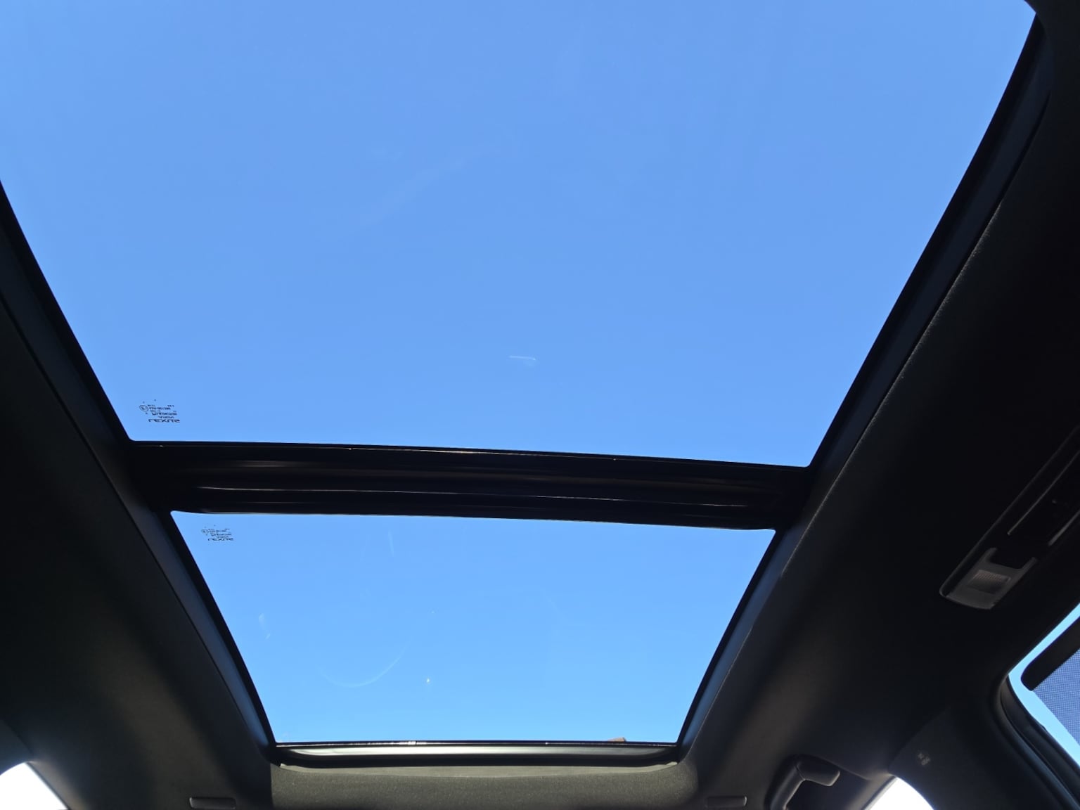 Lexus TX photo 25