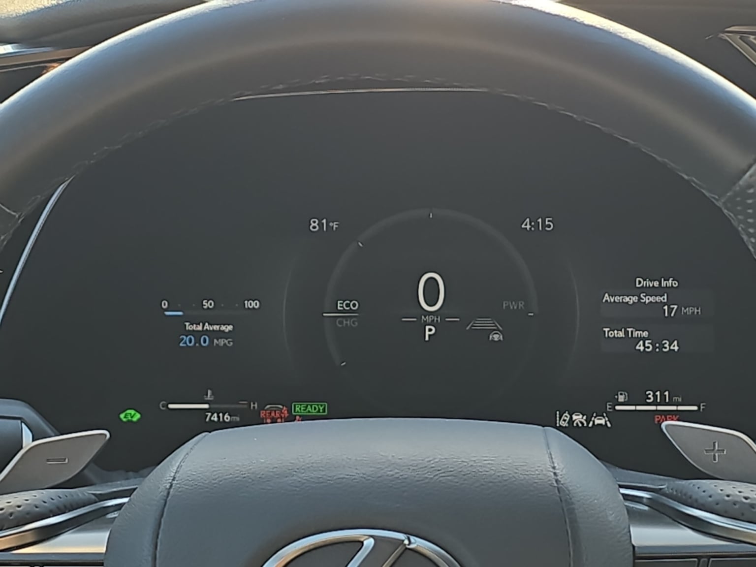 Lexus TX photo 14