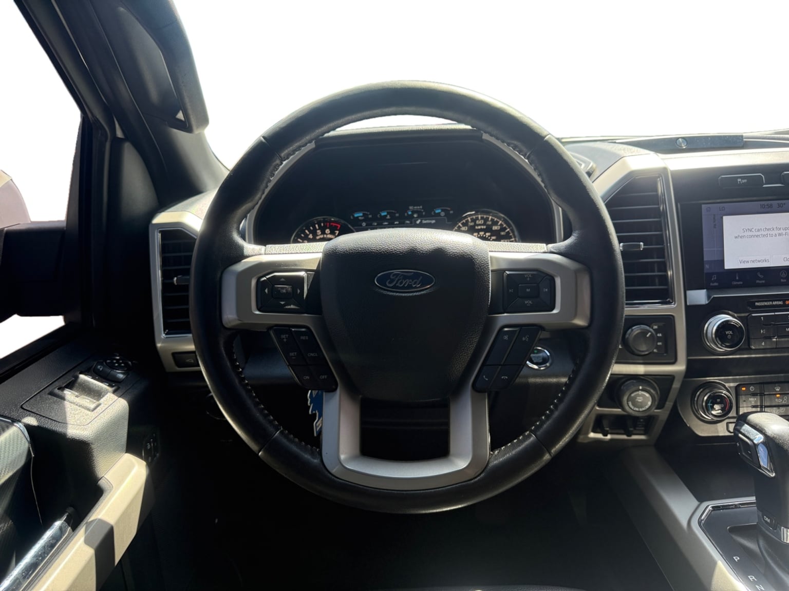 Ford F-150 photo 13