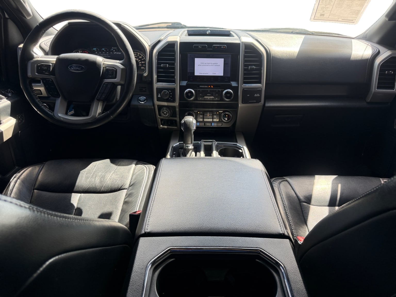 Ford F-150 photo 12