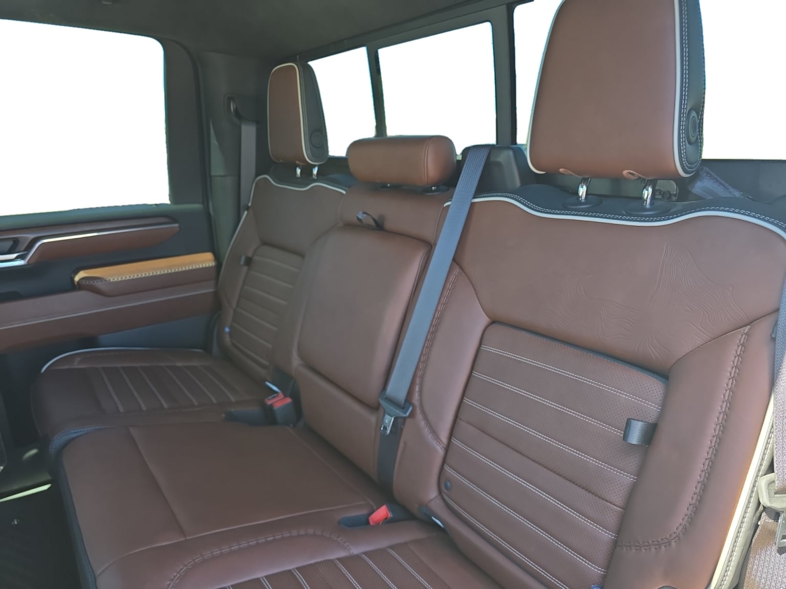 GMC Sierra photo 16