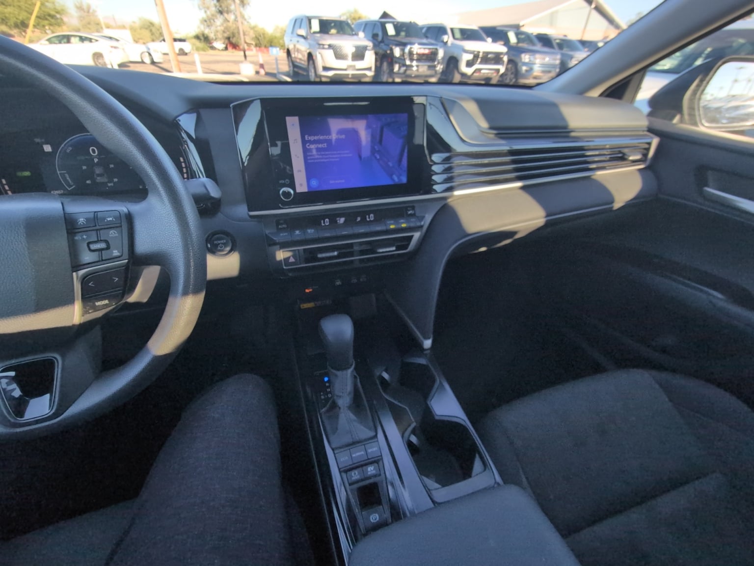 Toyota Camry photo 25