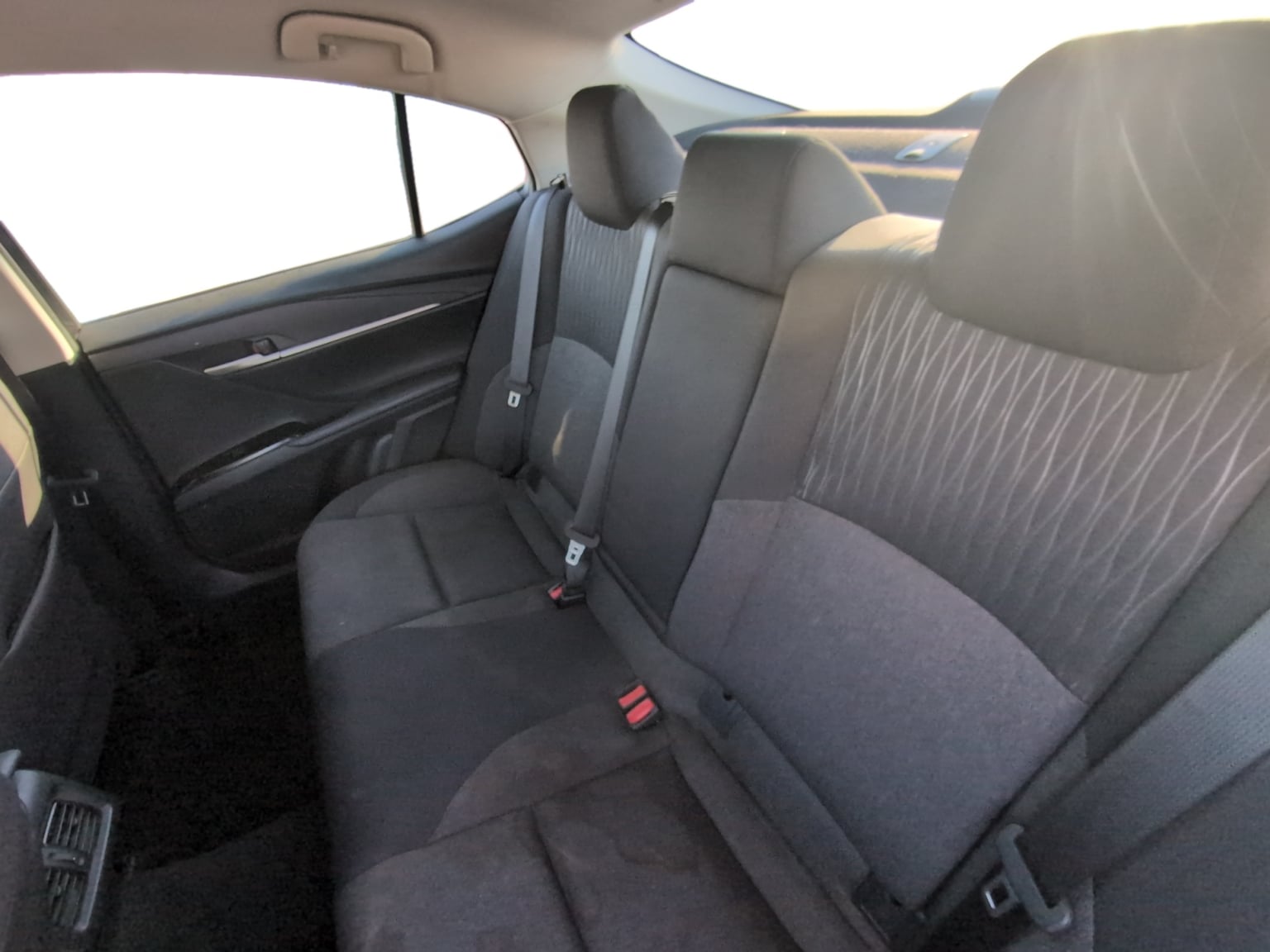 Toyota Camry photo 16