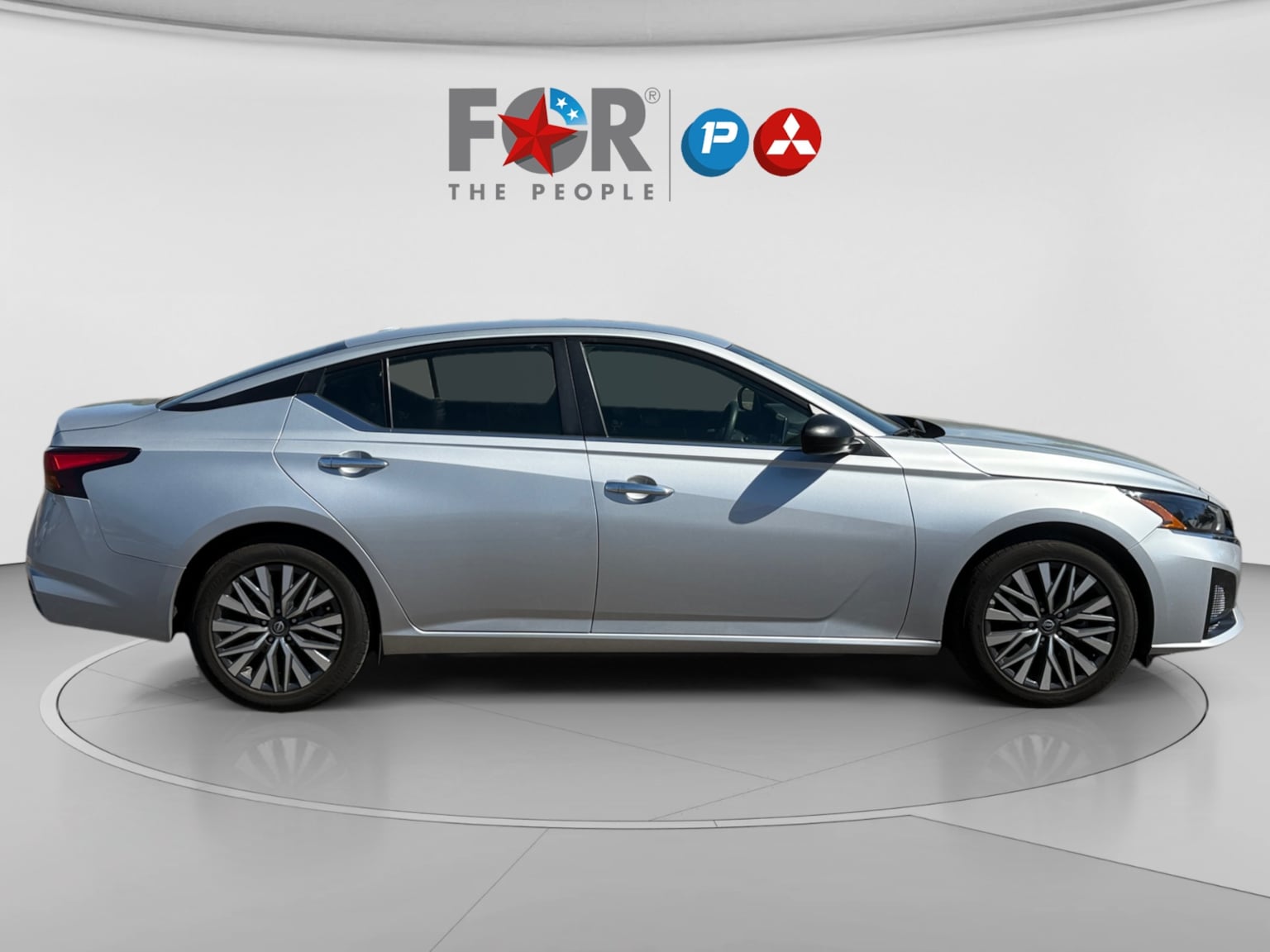 Nissan Altima photo 6