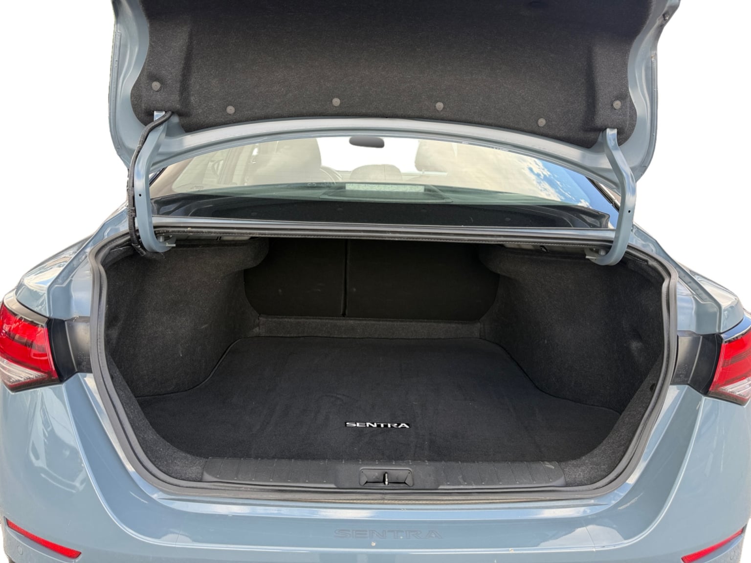 Nissan Sentra photo 18
