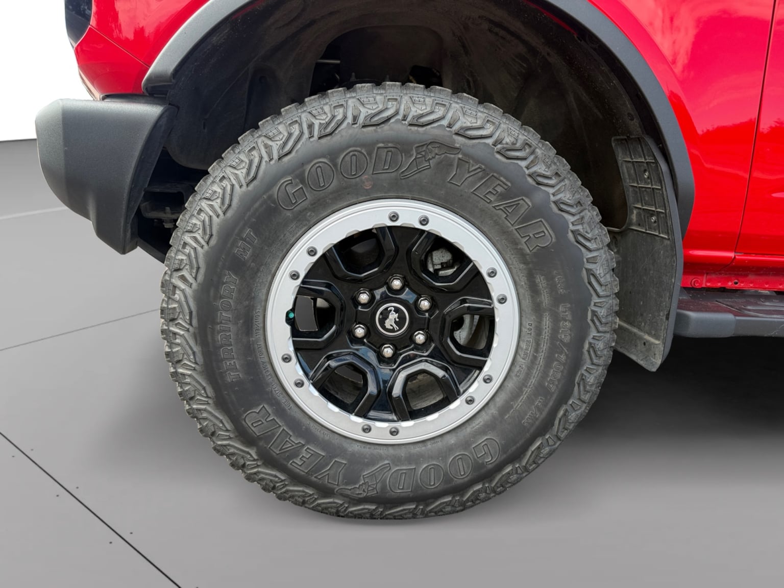 Ford Bronco photo 9