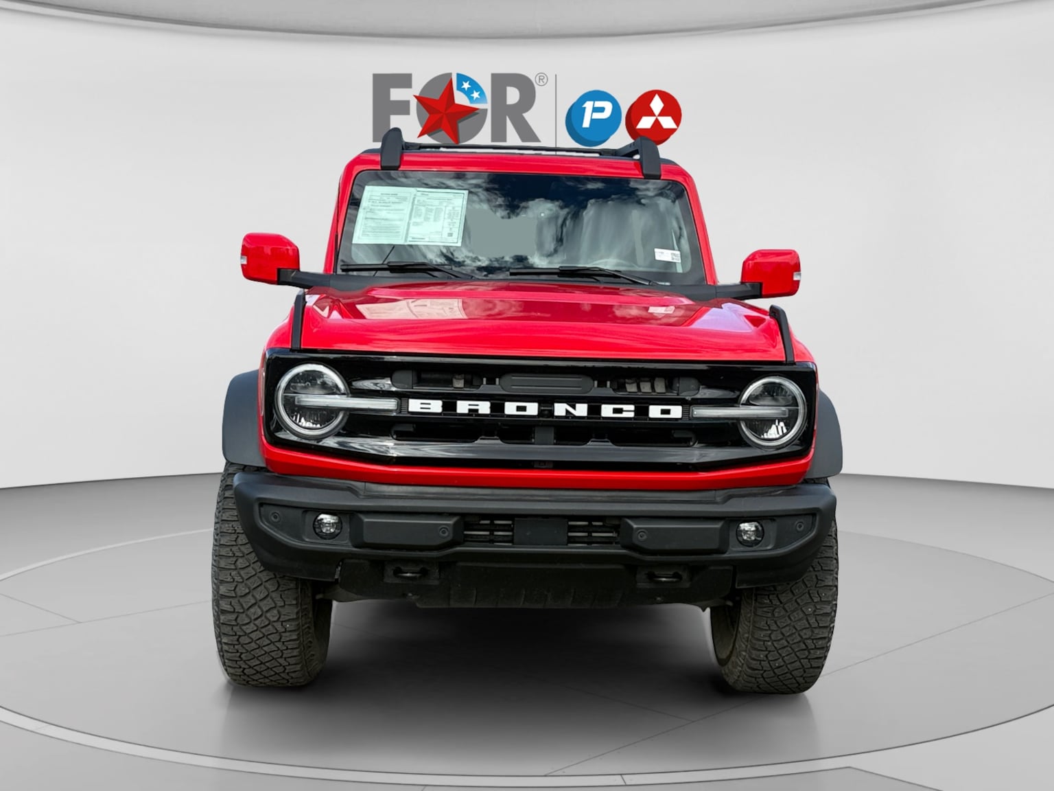 Ford Bronco photo 8
