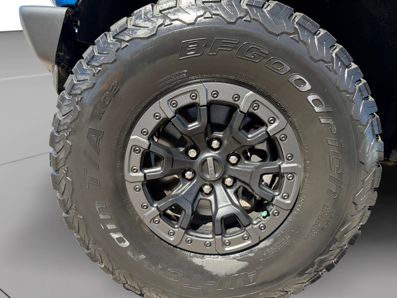 Ford Bronco photo 9