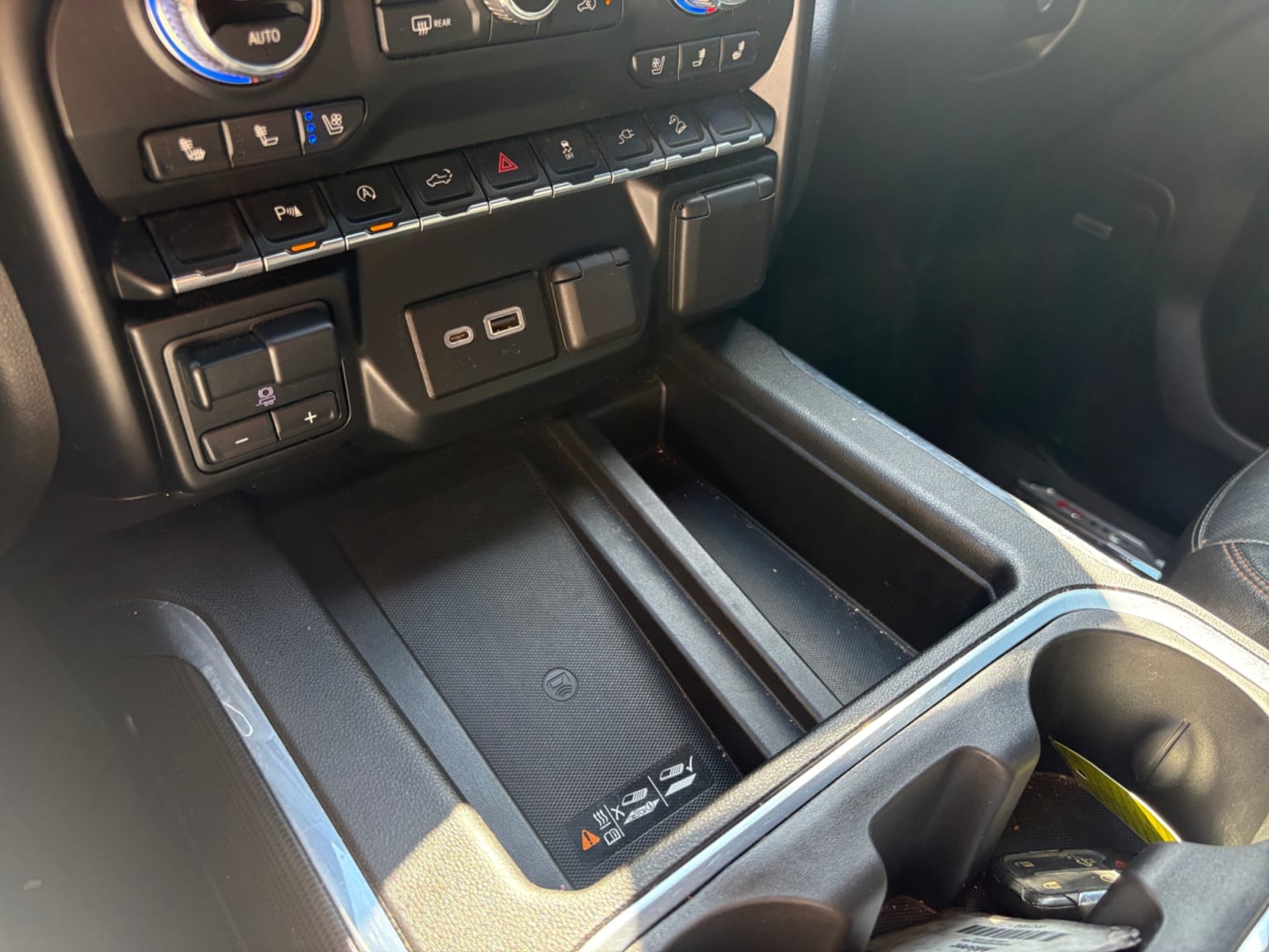 GMC Sierra photo 25