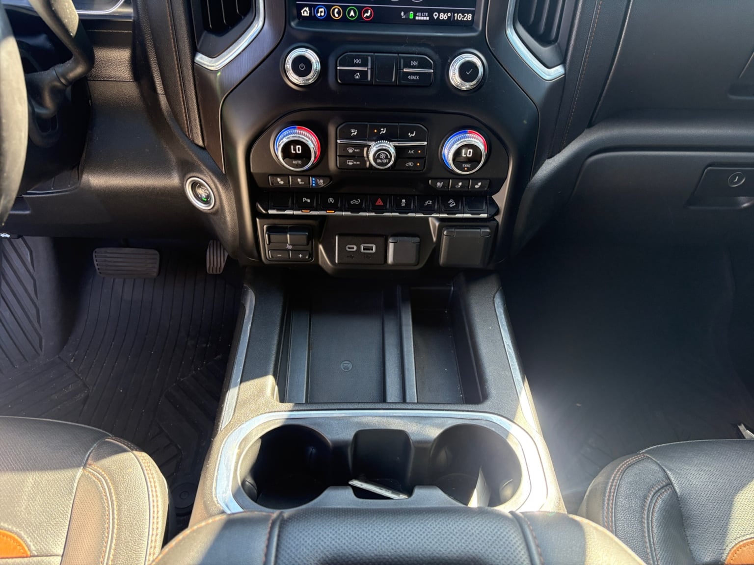 GMC Sierra photo 15