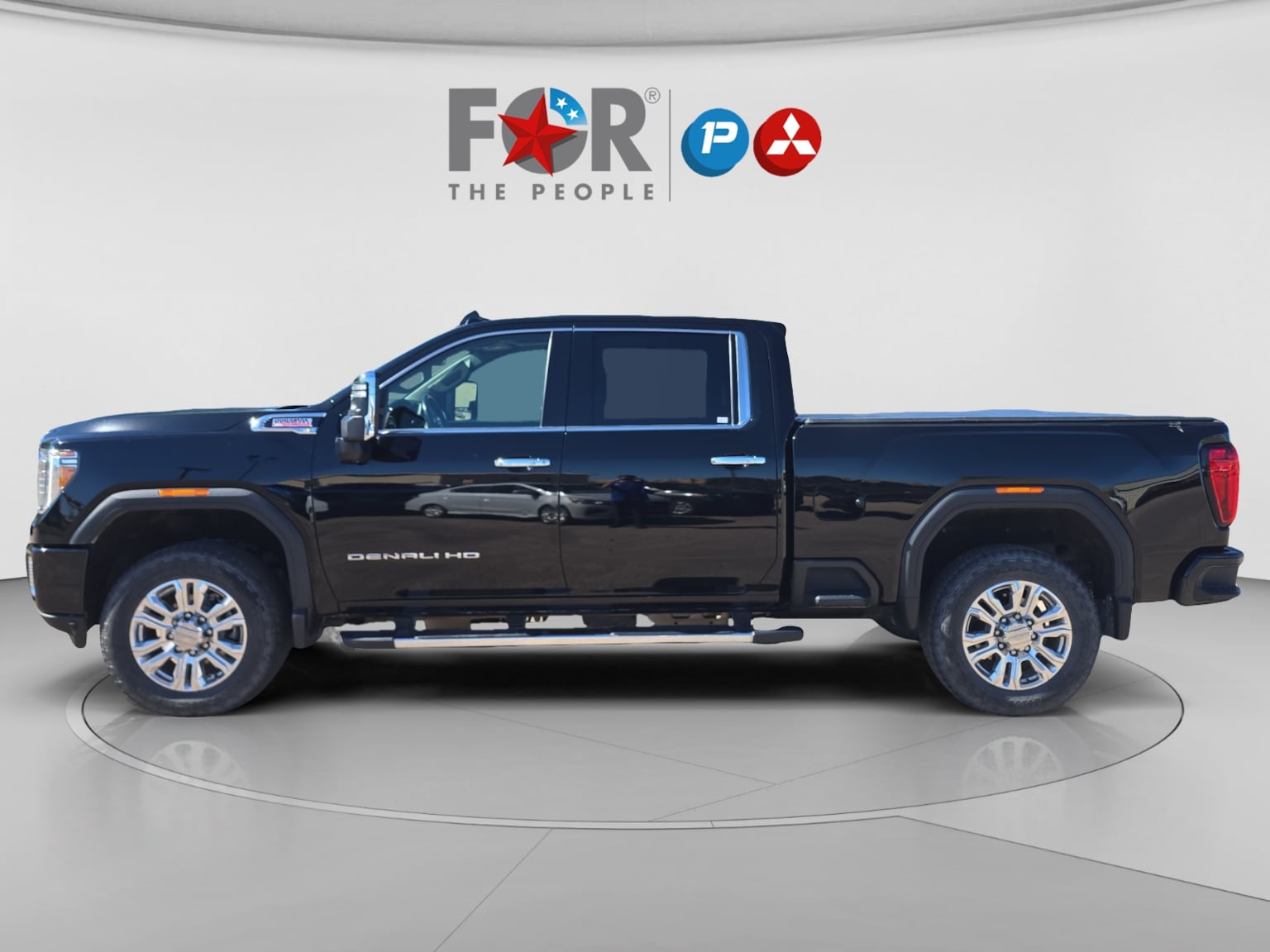 GMC Sierra photo 2