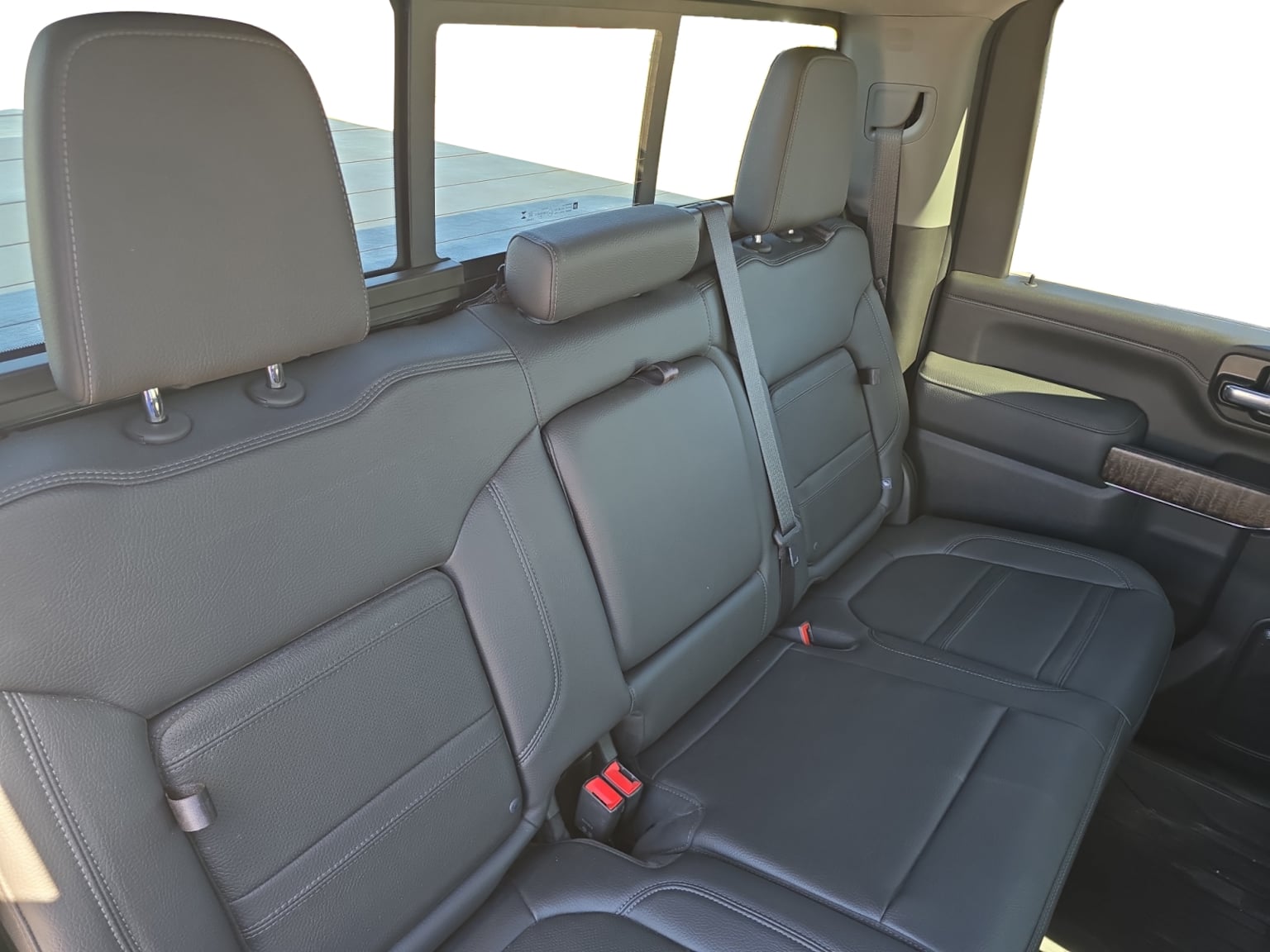 GMC Sierra photo 18