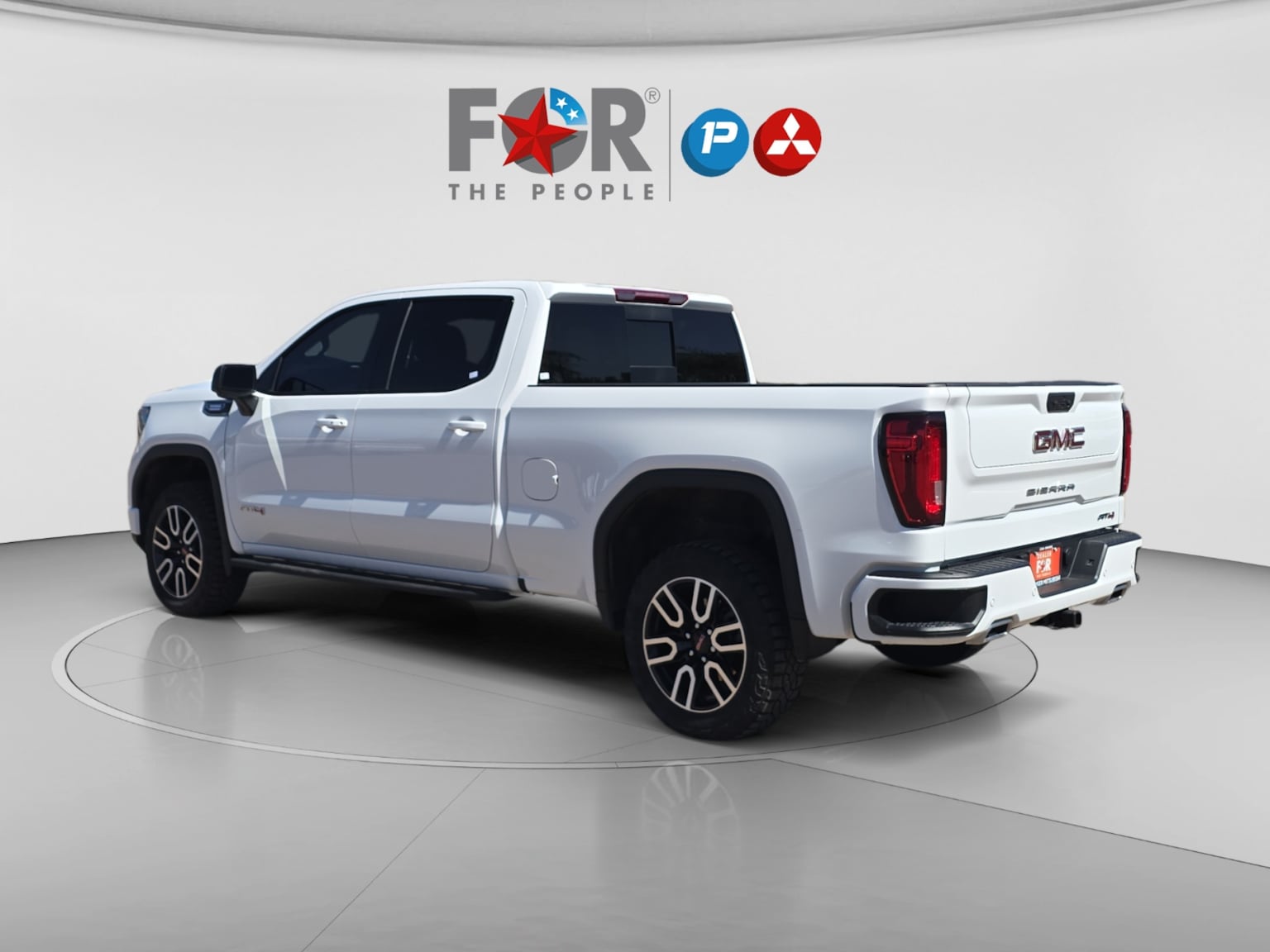 GMC Sierra photo 3