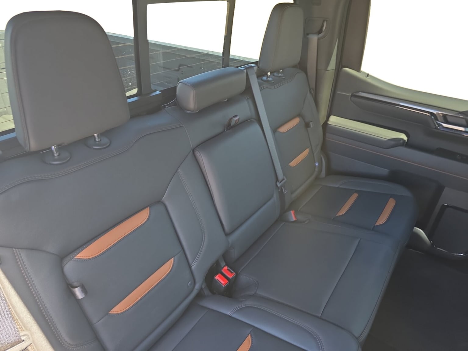 GMC Sierra photo 18