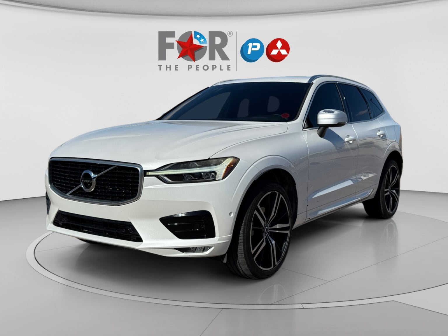 2019 Volvo XC60 R-Design