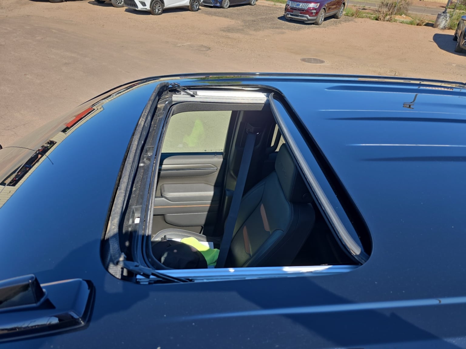 GMC Sierra photo 25