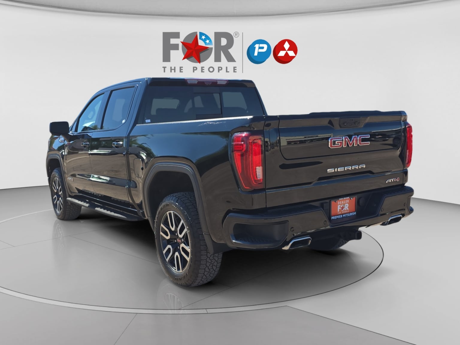 GMC Sierra photo 3