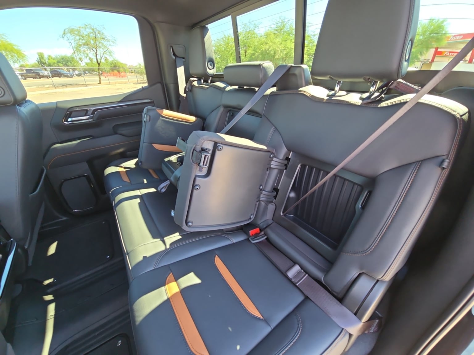GMC Sierra photo 23