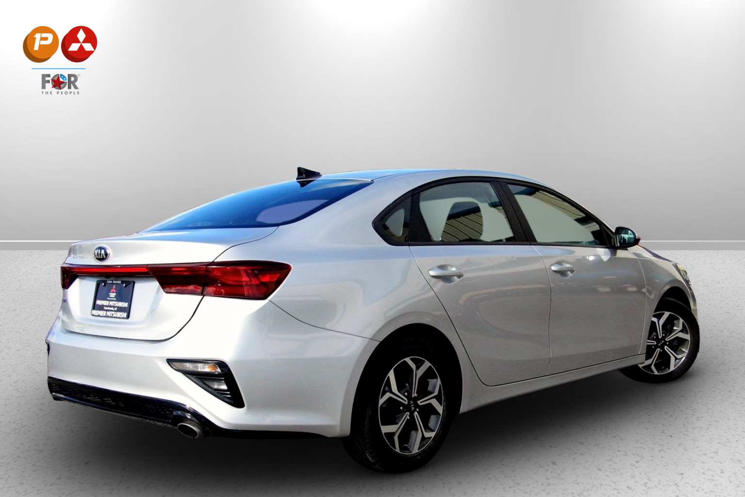 2023 Kia Forte LXS photo 2