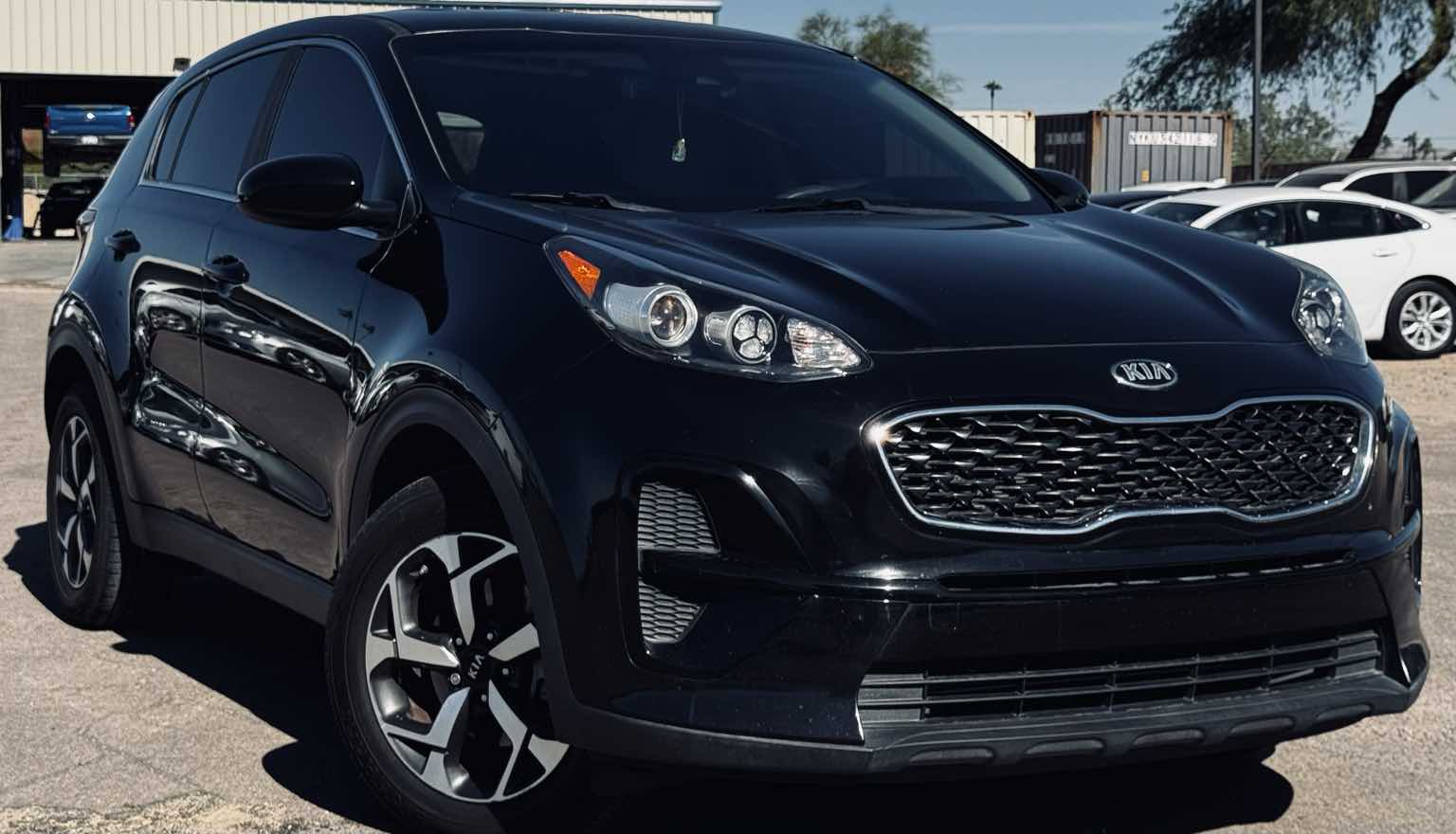 2020 Kia Sportage LX photo 2