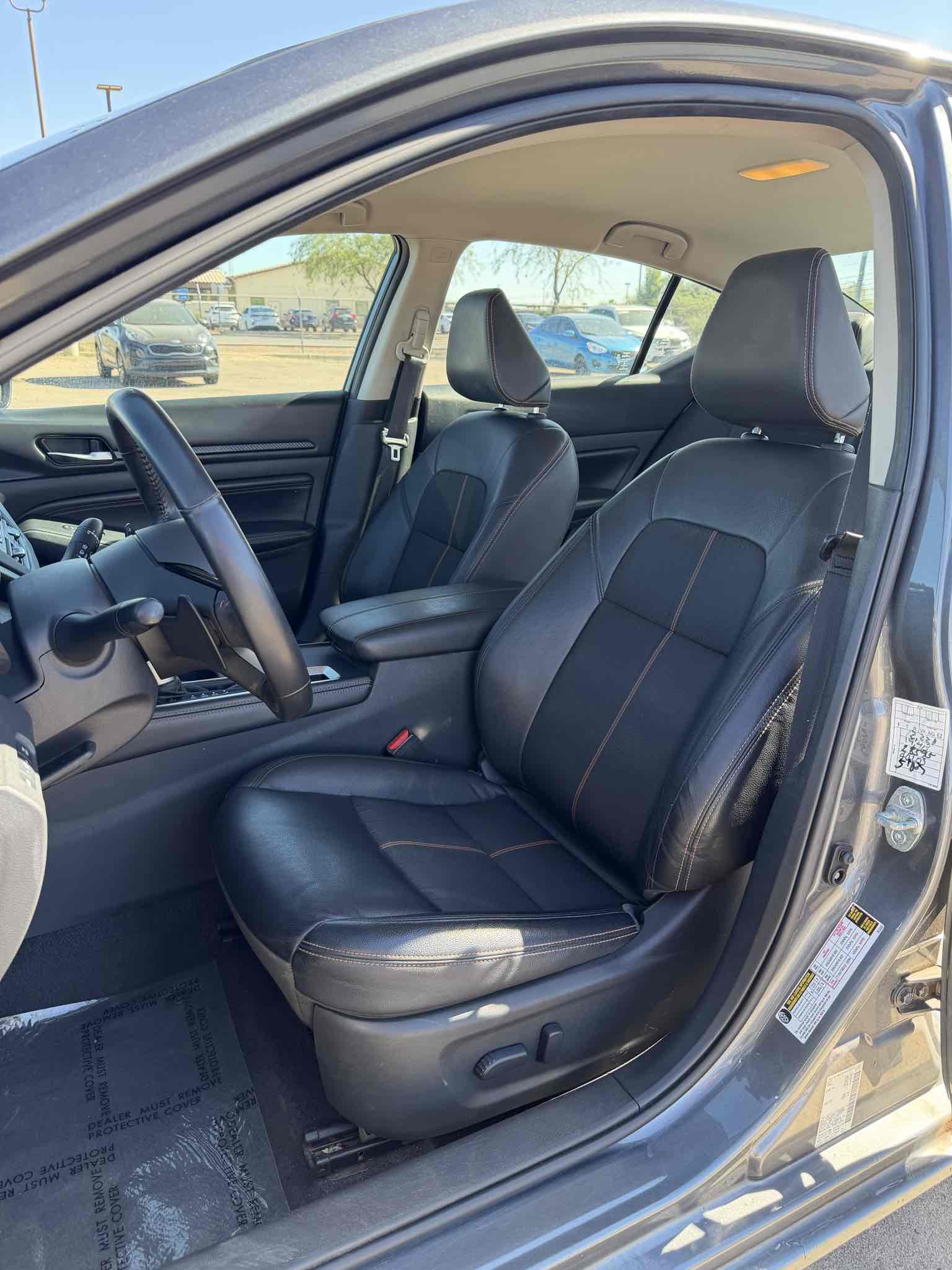 2021 Nissan Altima 2.5 SR photo 4