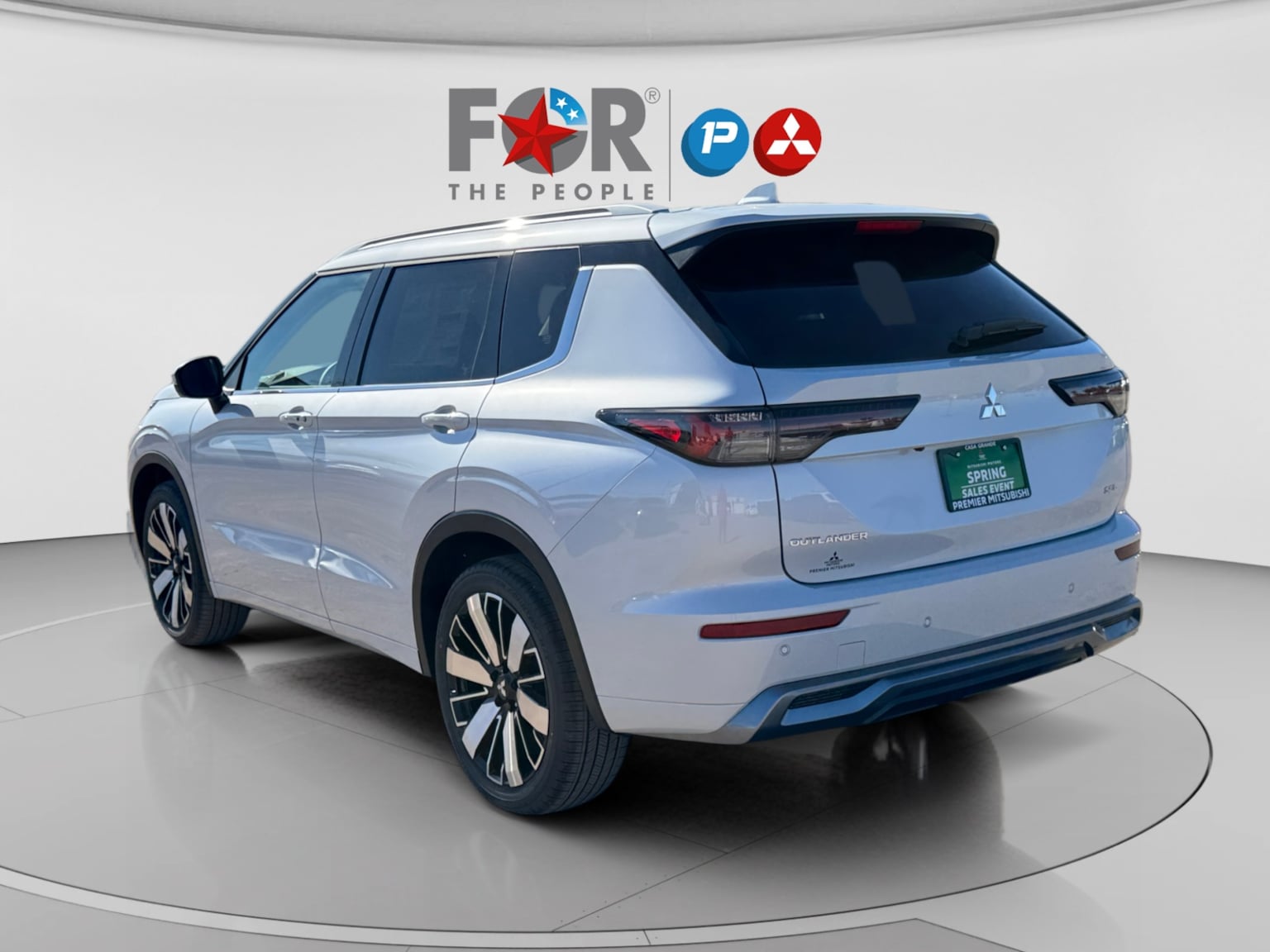 2026 Mitsubishi Outlander SEL - Photo 3