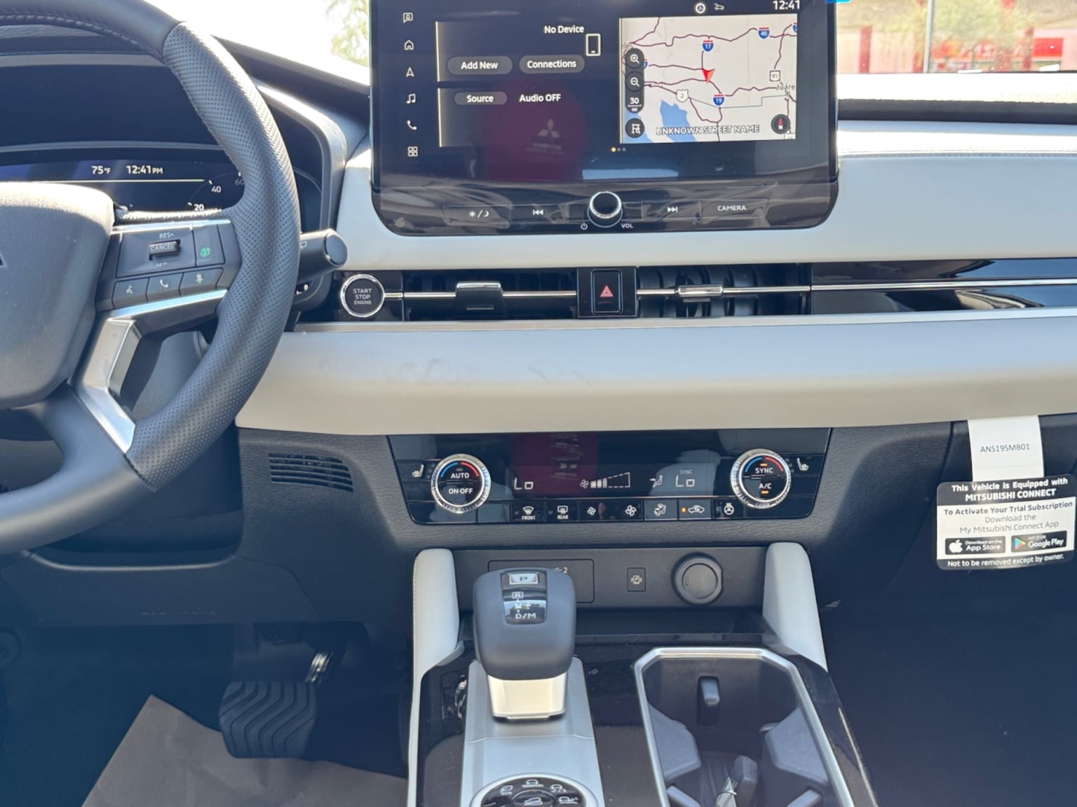 2026 Mitsubishi Outlander SE - Photo 15