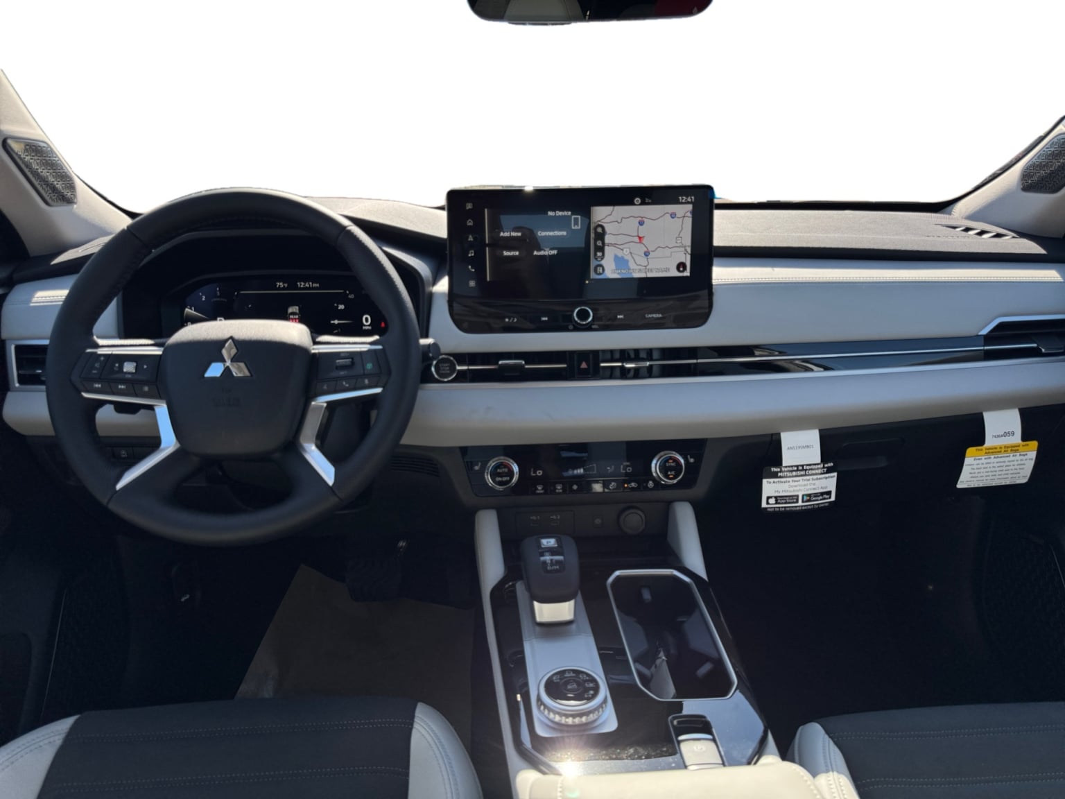 2026 Mitsubishi Outlander SE - Photo 12