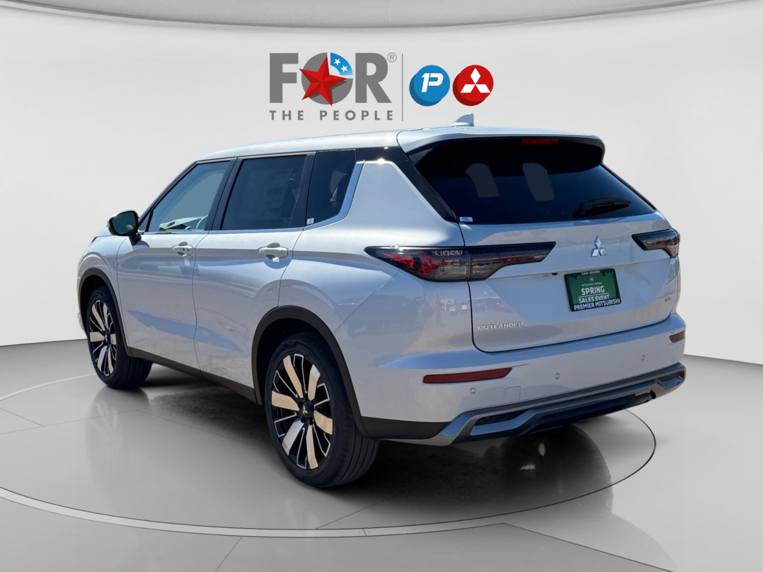 2026 Mitsubishi Outlander SE - Photo 3
