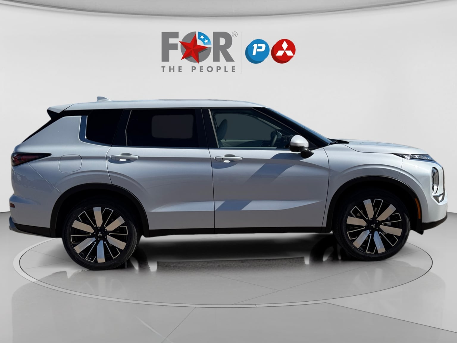 2026 Mitsubishi Outlander SE - Photo 6