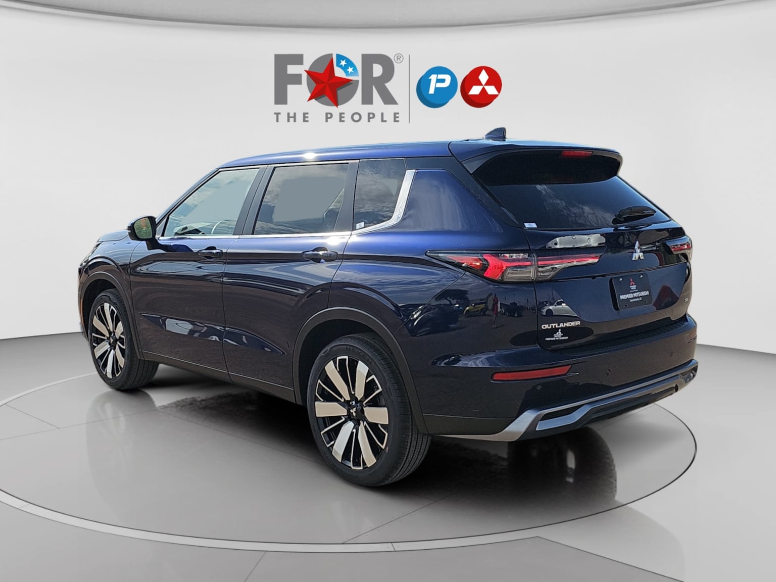 2026 Mitsubishi Outlander SE - Photo 3