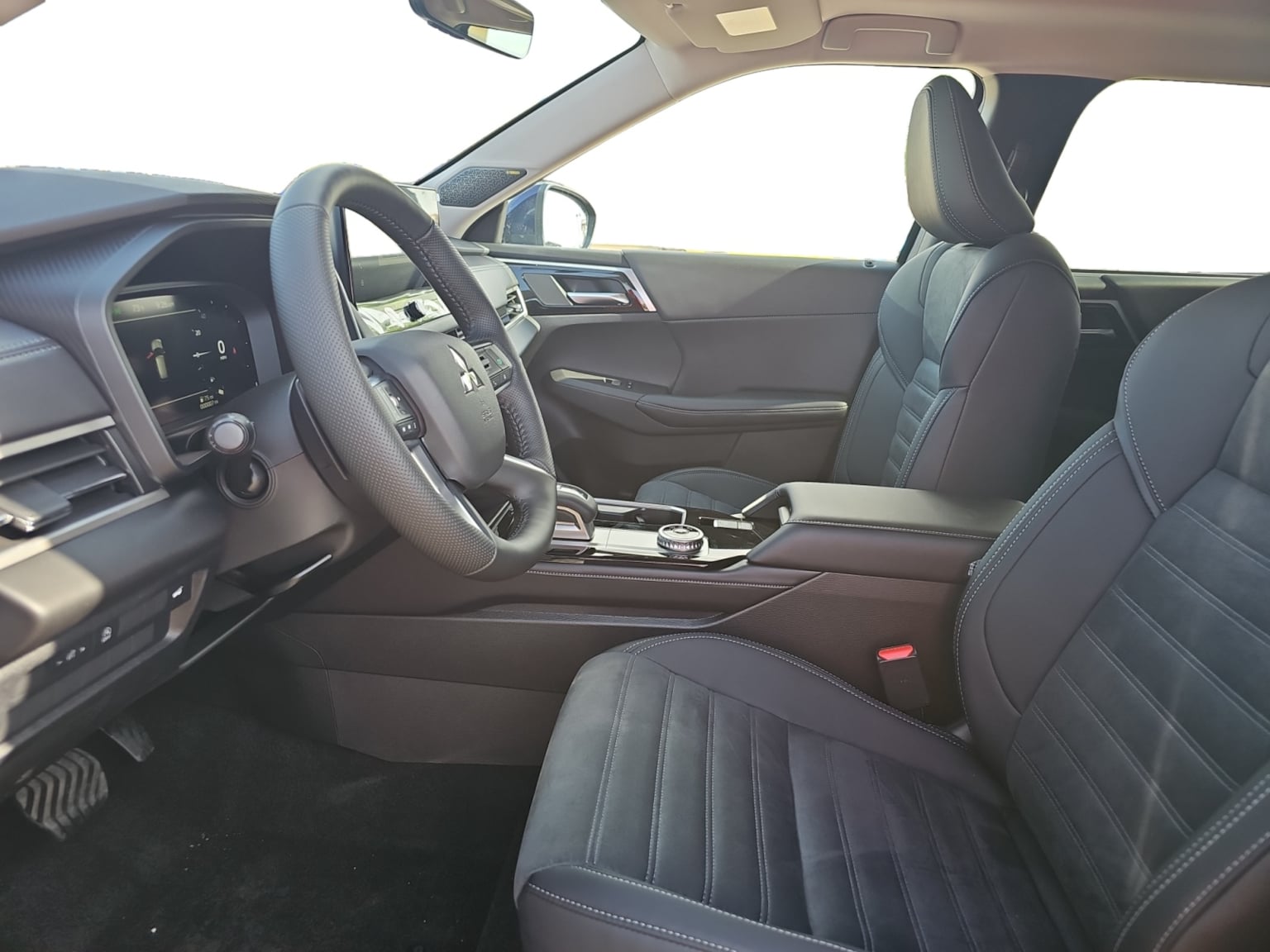 2026 Mitsubishi Outlander SE - Photo 10