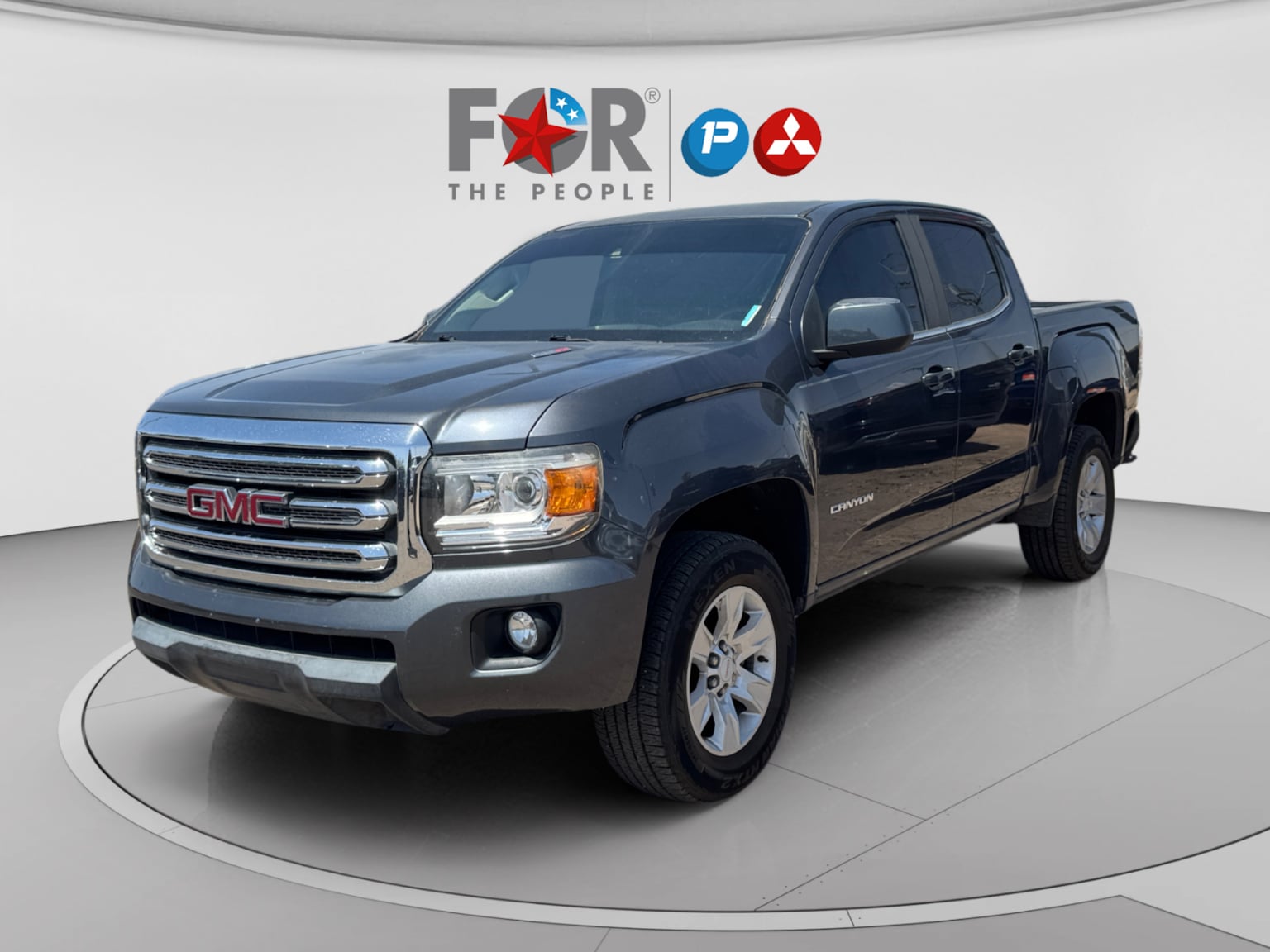 2017 GMC Canyon 2WD SLE Crew Cab Short Box's photo