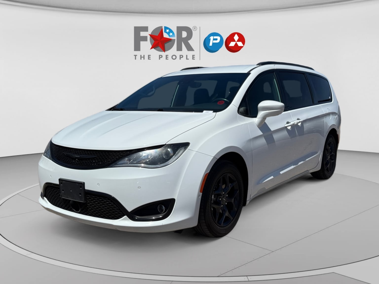2020 Chrysler Pacifica Touring L Plus's photo