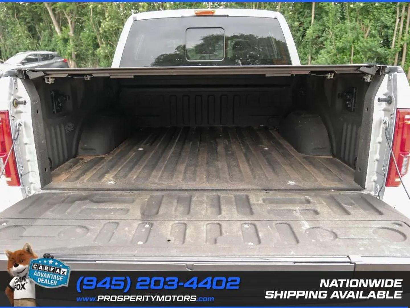 2016 Ford F-150 Platinum photo 2