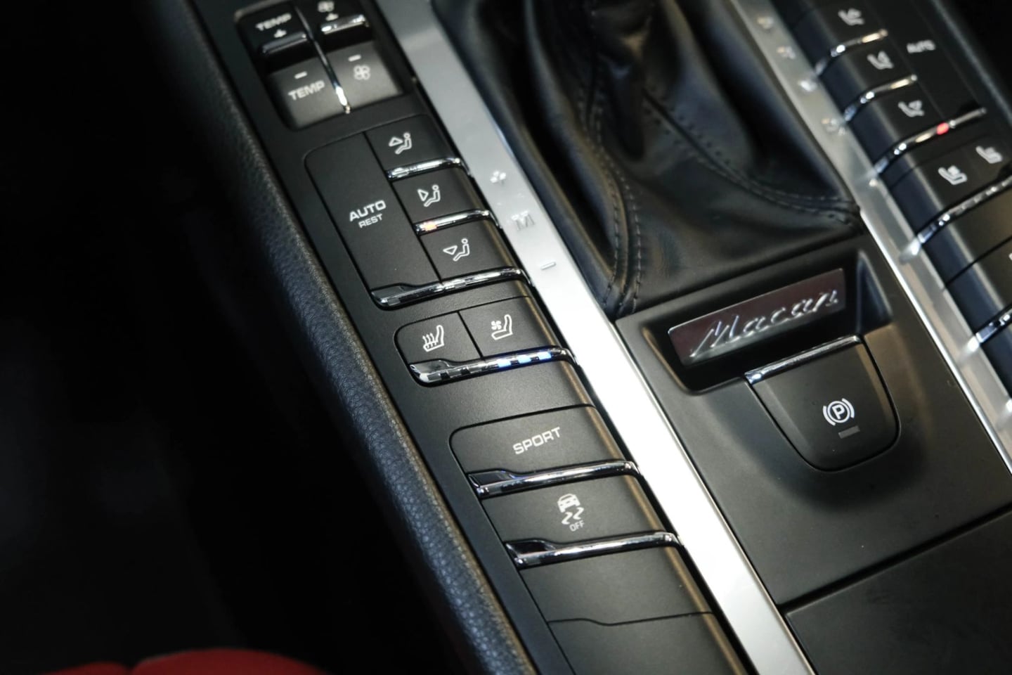 2018 Porsche Macan S - Photo 35