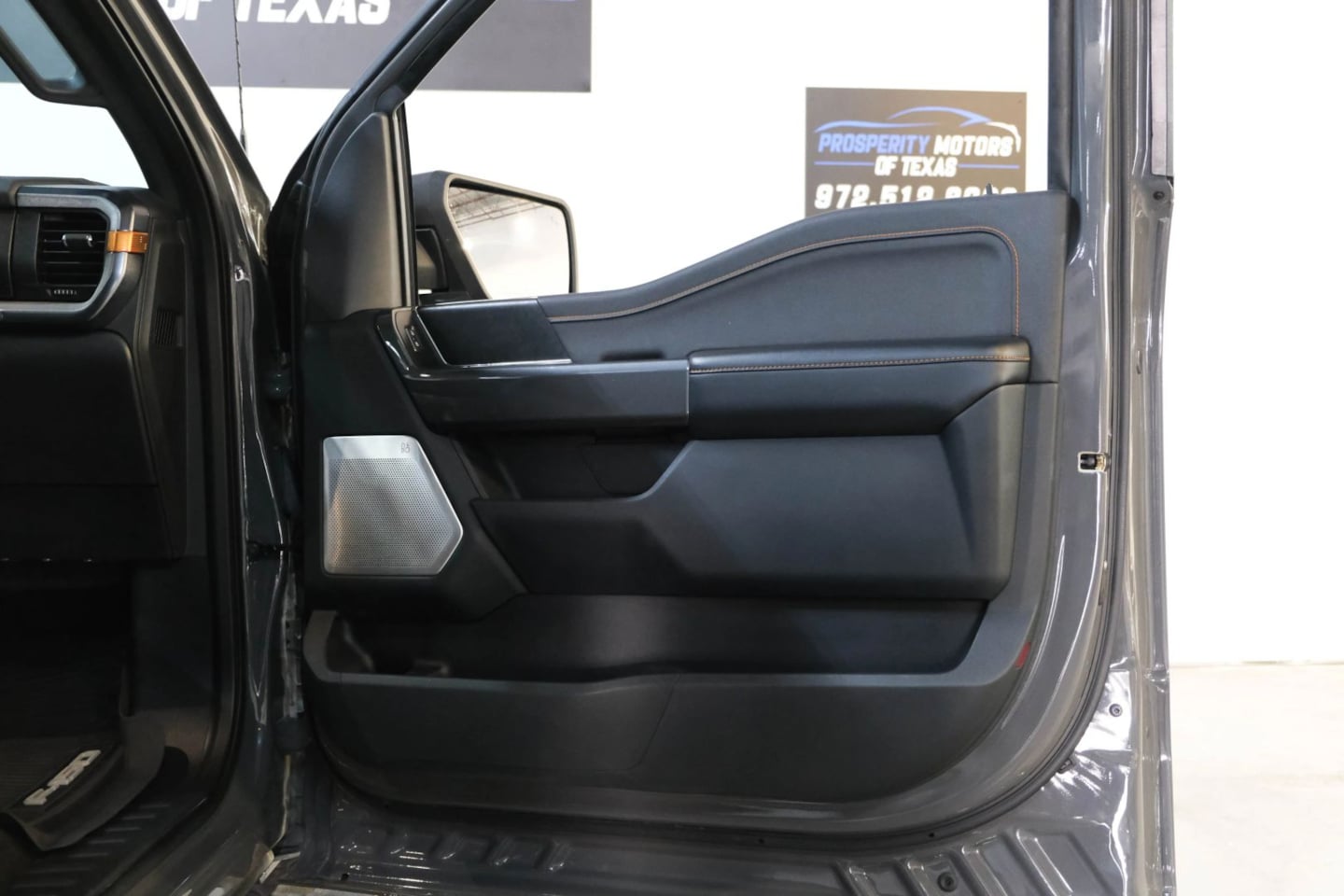 2021 Ford F-150 Tremor - Photo 25