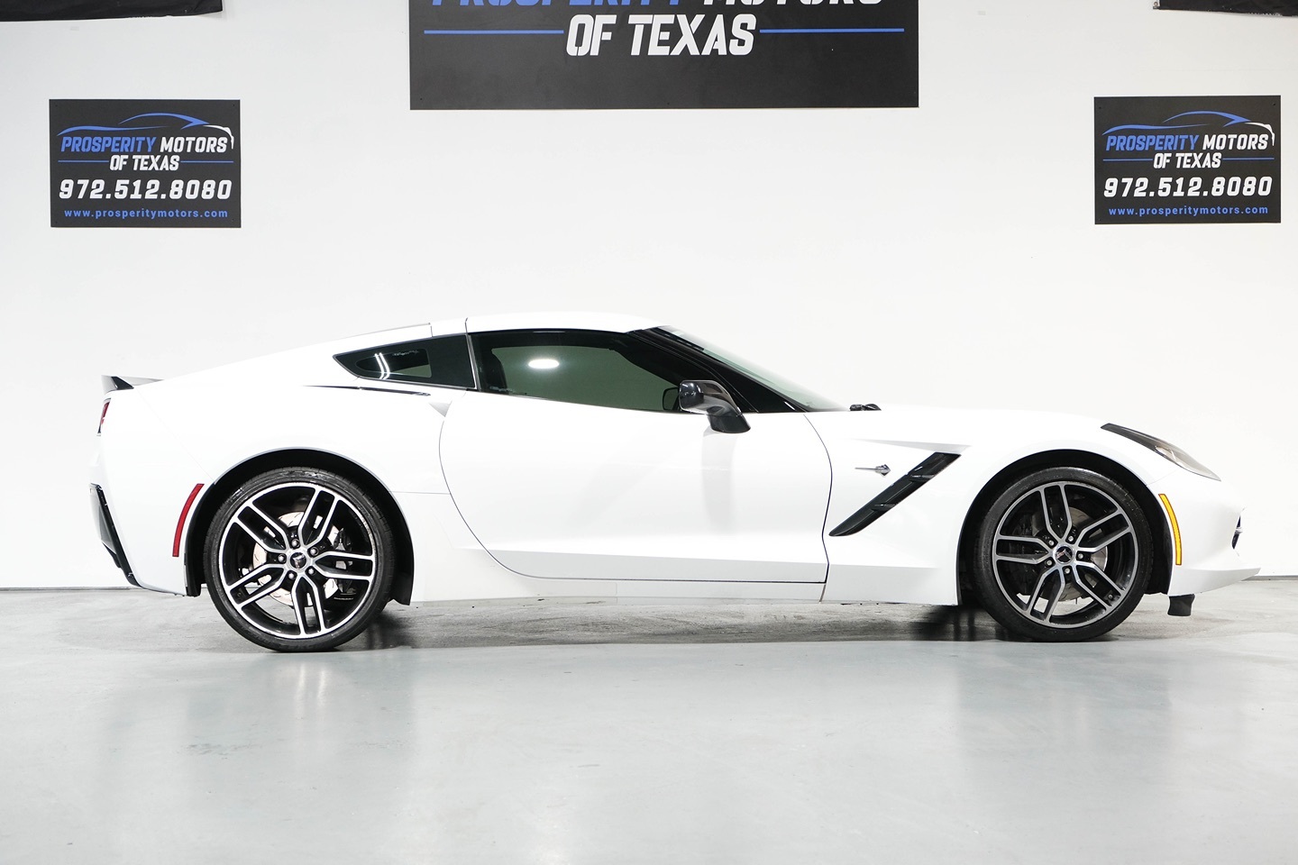 2015 Chevrolet Corvette Z51 - Photo 10