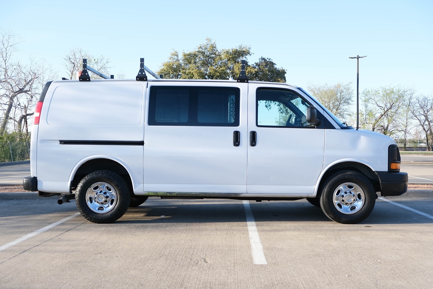 2014 Chevrolet Express Cargo Work Van - Photo 7