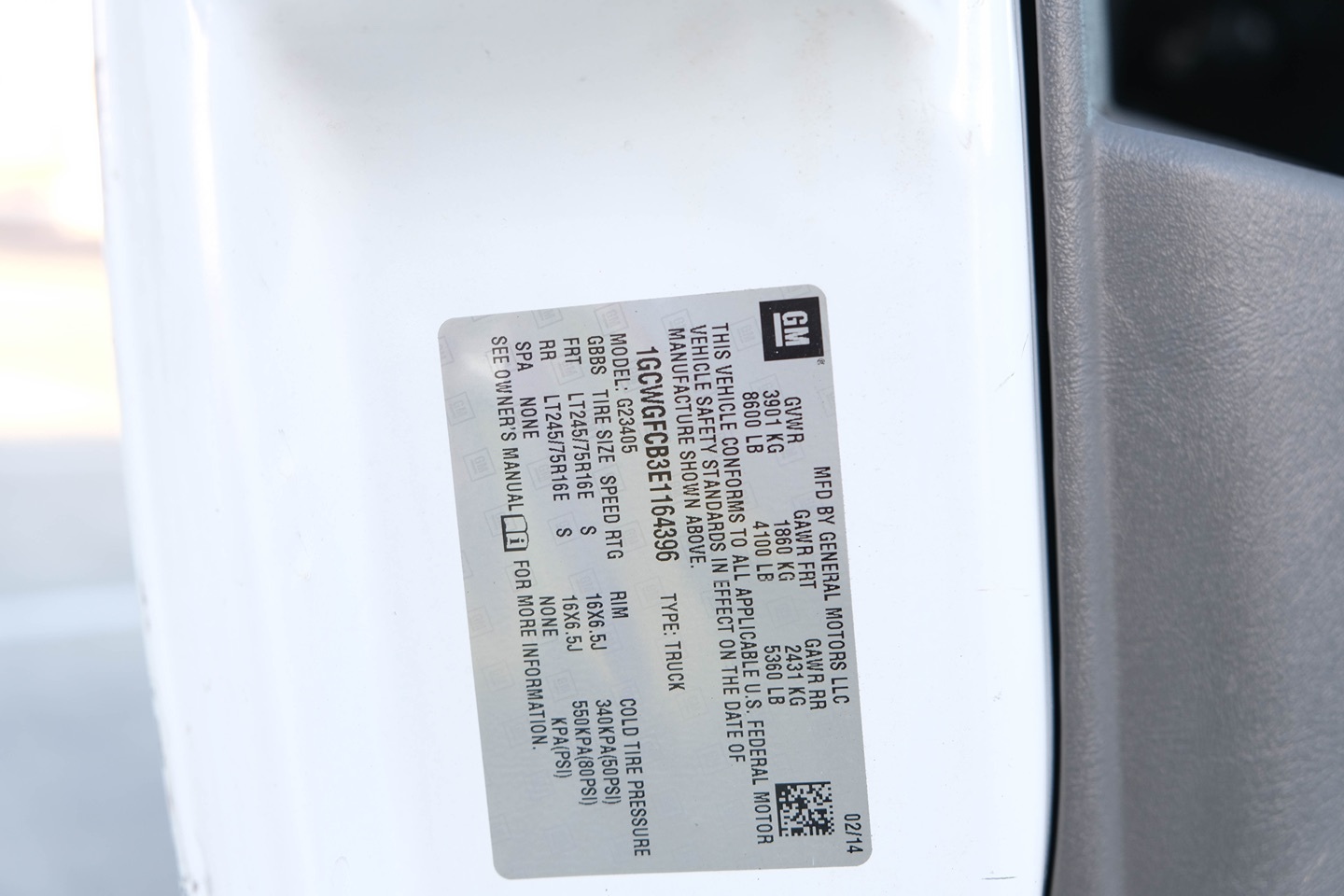 2014 Chevrolet Express Cargo Work Van - Photo 36