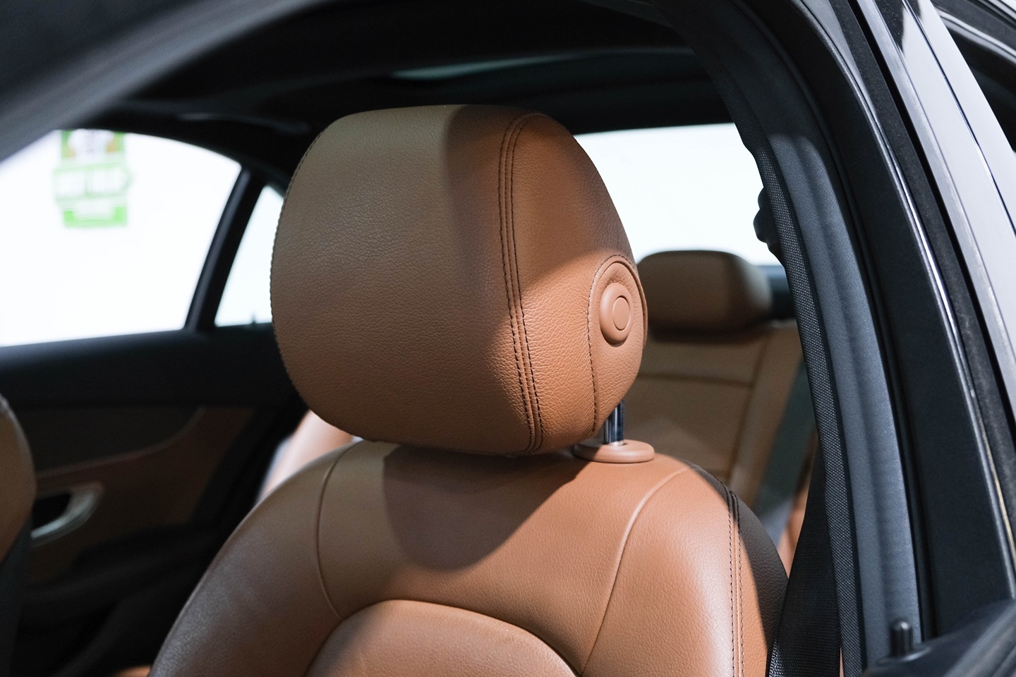 2021 Mercedes-Benz C-Class Sedan AMG C43 - Photo 9